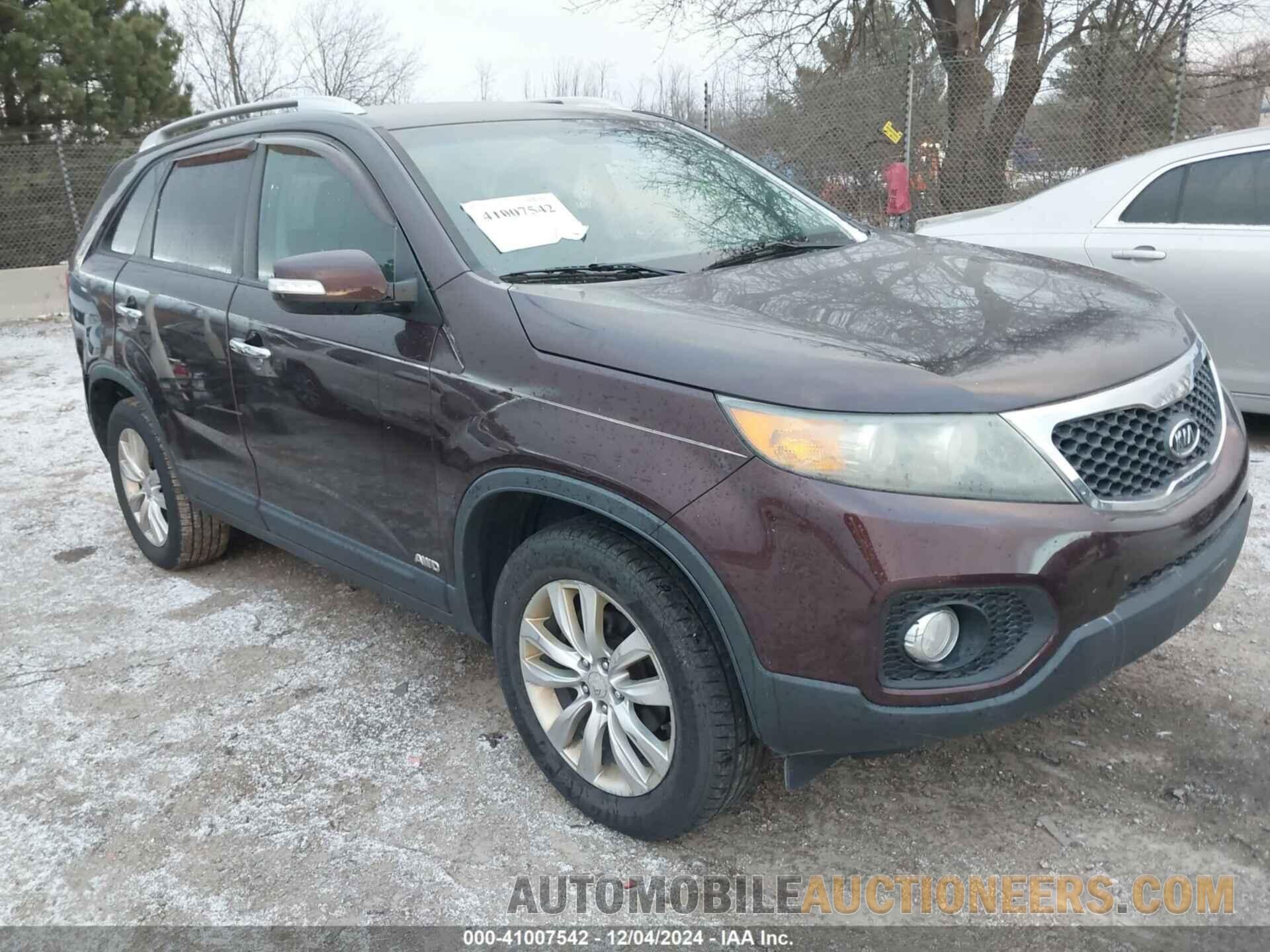 5XYKUCA18BG056660 KIA SORENTO 2011