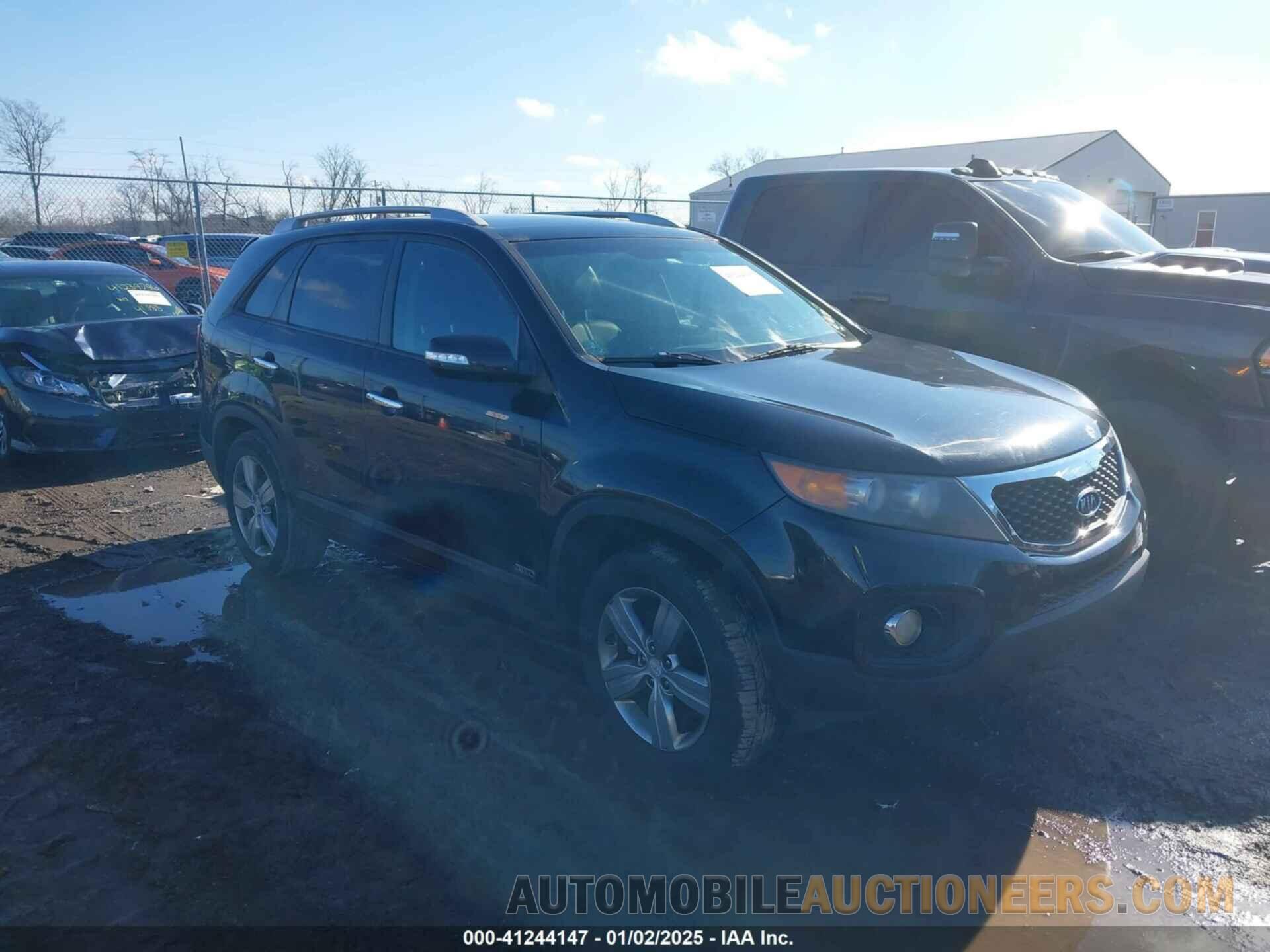 5XYKUCA68DG343527 KIA SORENTO 2013