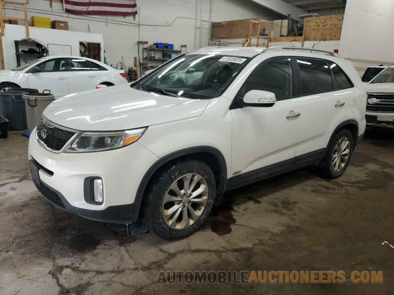 5XYKUDA72FG598370 KIA SORENTO 2015