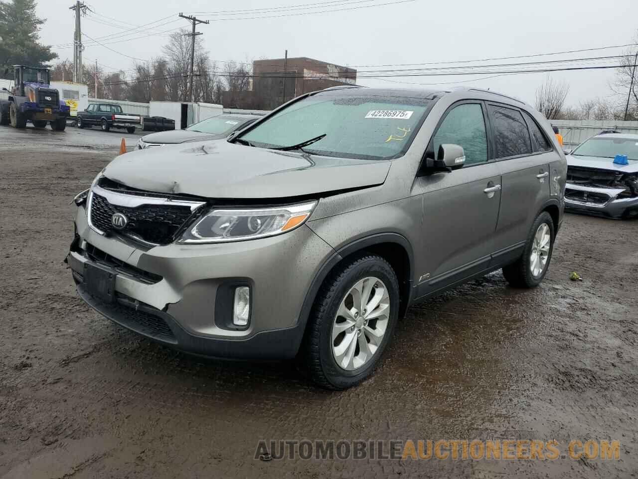 5XYKUDA77EG468082 KIA SORENTO 2014