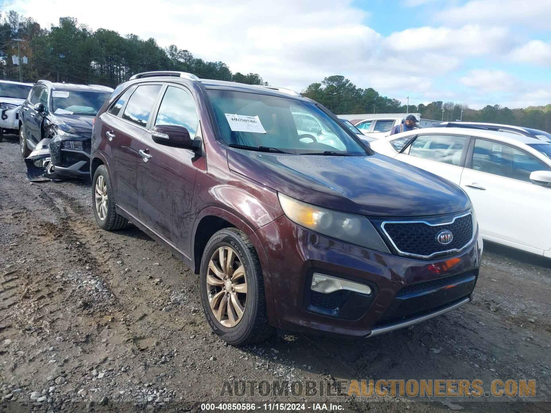 5XYKW4A21BG115220 KIA SORENTO 2011