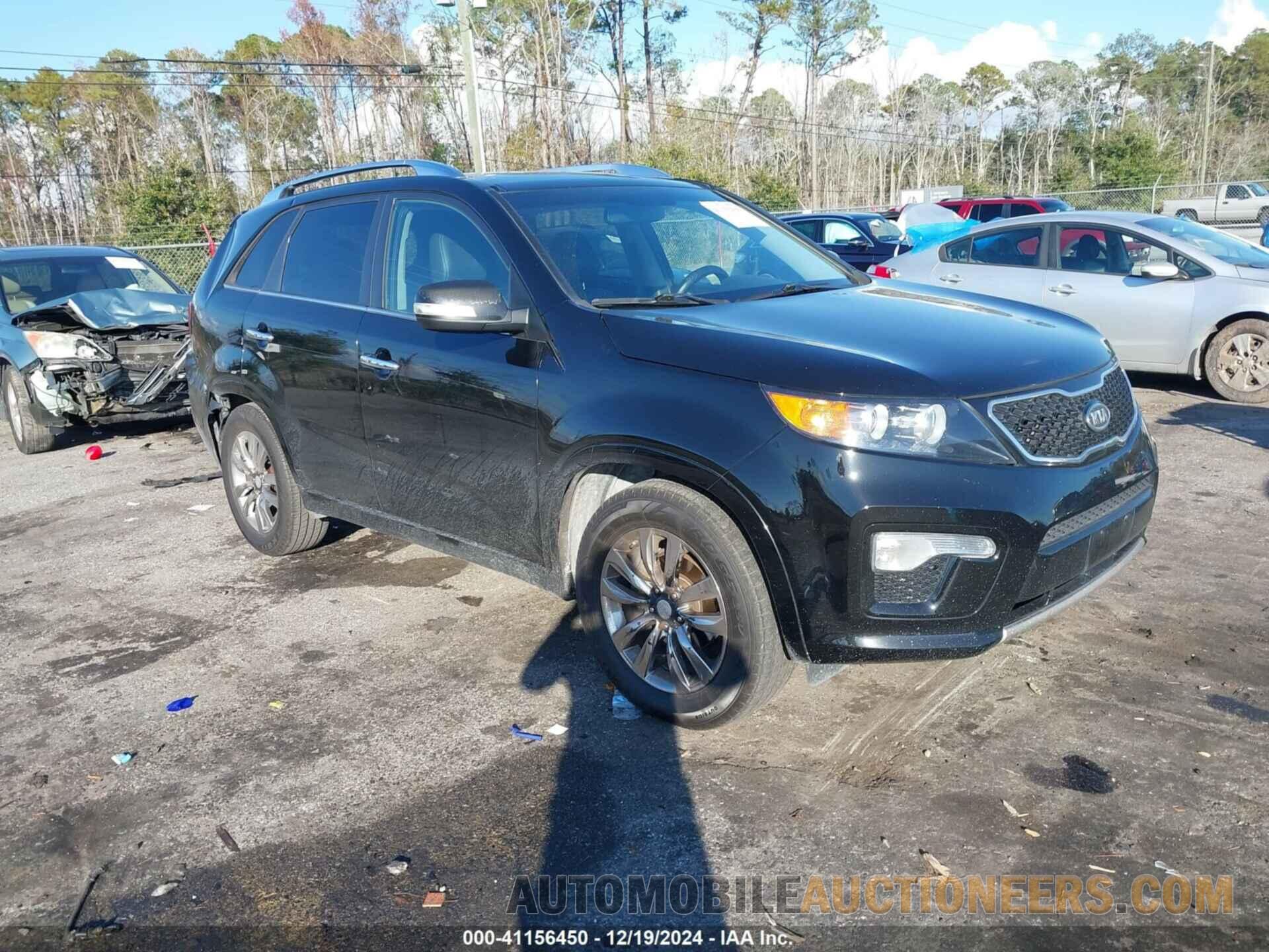 5XYKW4A25DG377390 KIA SORENTO 2013