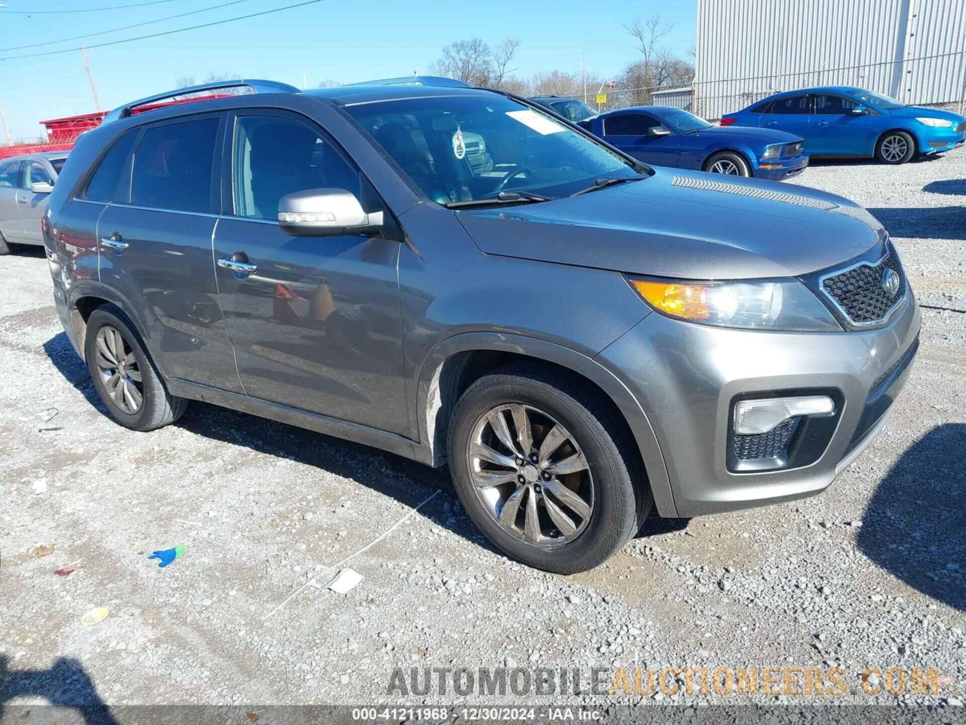 5XYKW4A27DG372109 KIA SORENTO 2013