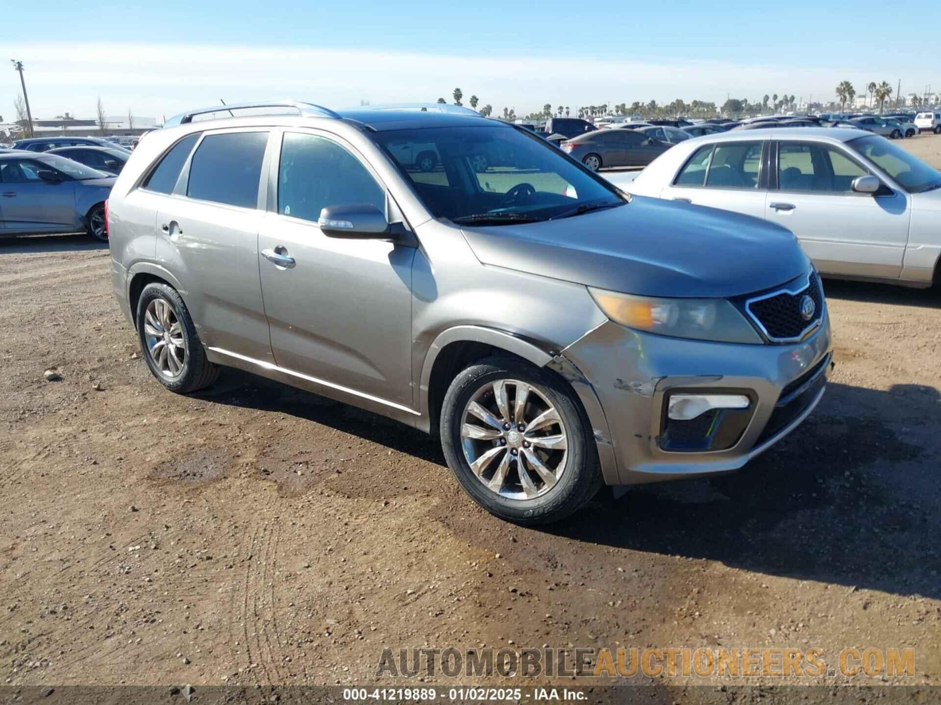 5XYKW4A29BG131343 KIA SORENTO 2011