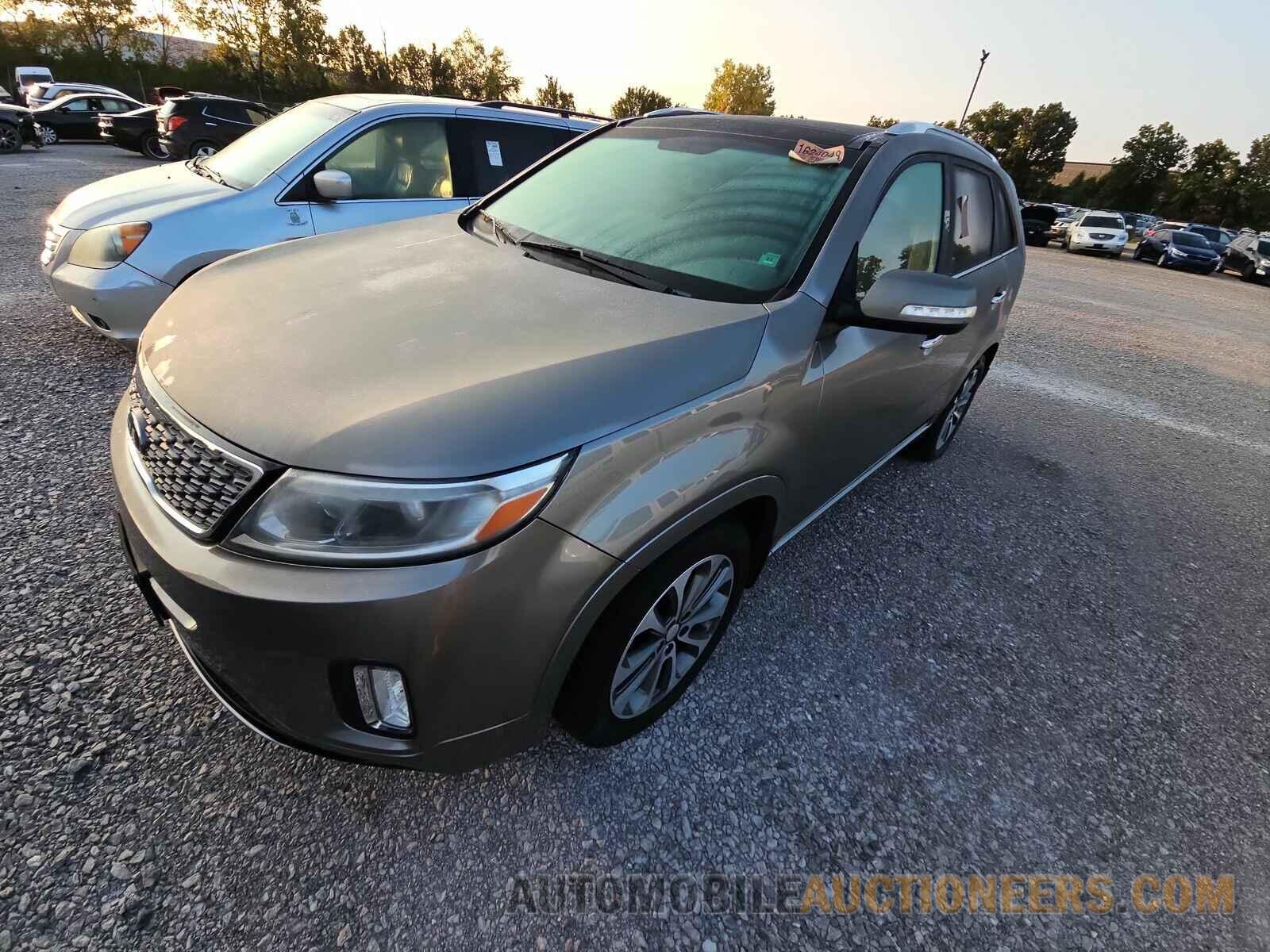 5XYKW4A74FG638684 Kia Sorento 2015