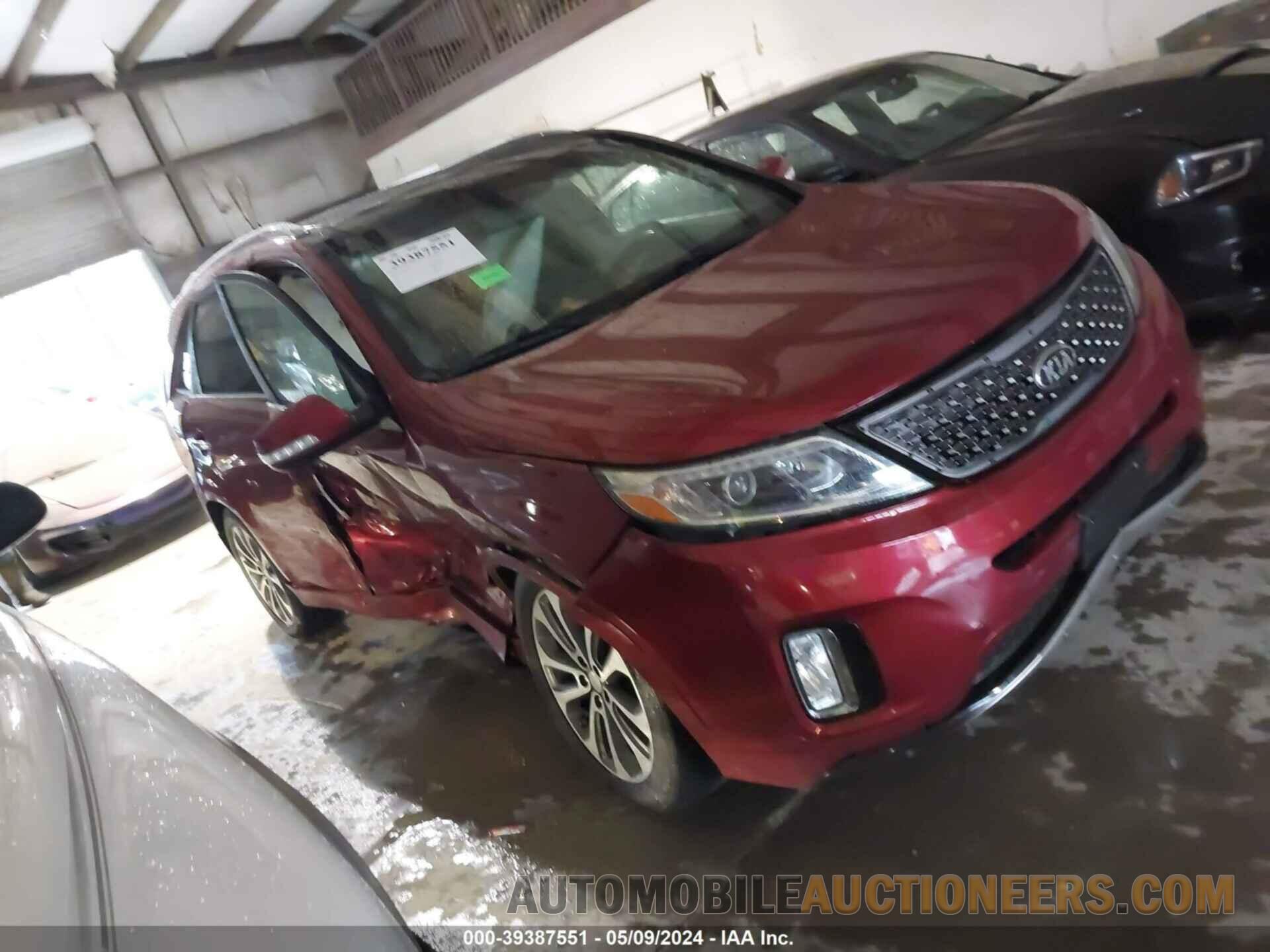 5XYKW4A76FG611017 KIA SORENTO 2015