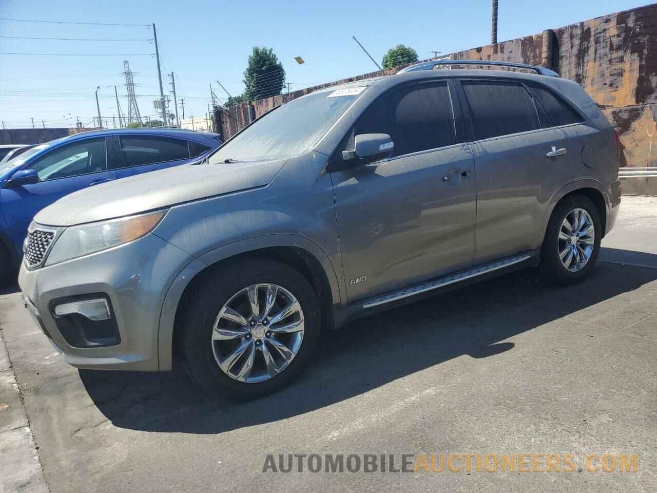 5XYKWDA27DG330166 KIA SORENTO 2013