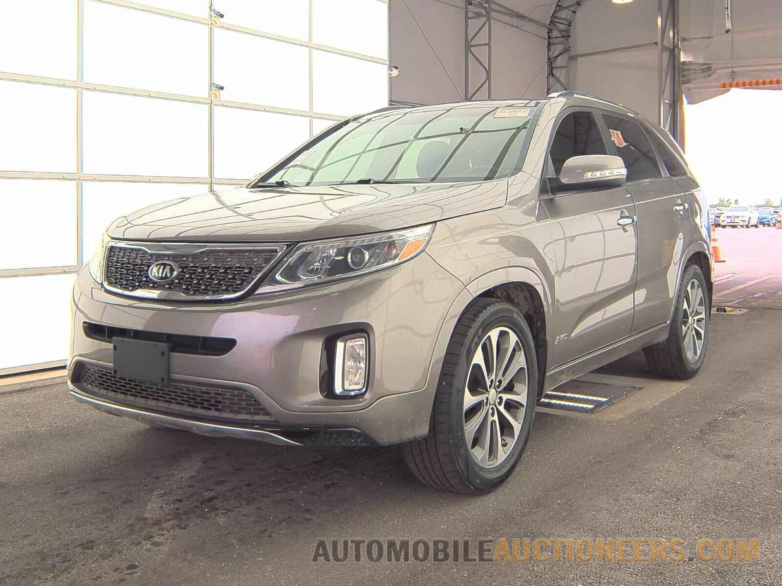 5XYKWDA75FG647930 Kia Sorento 2015