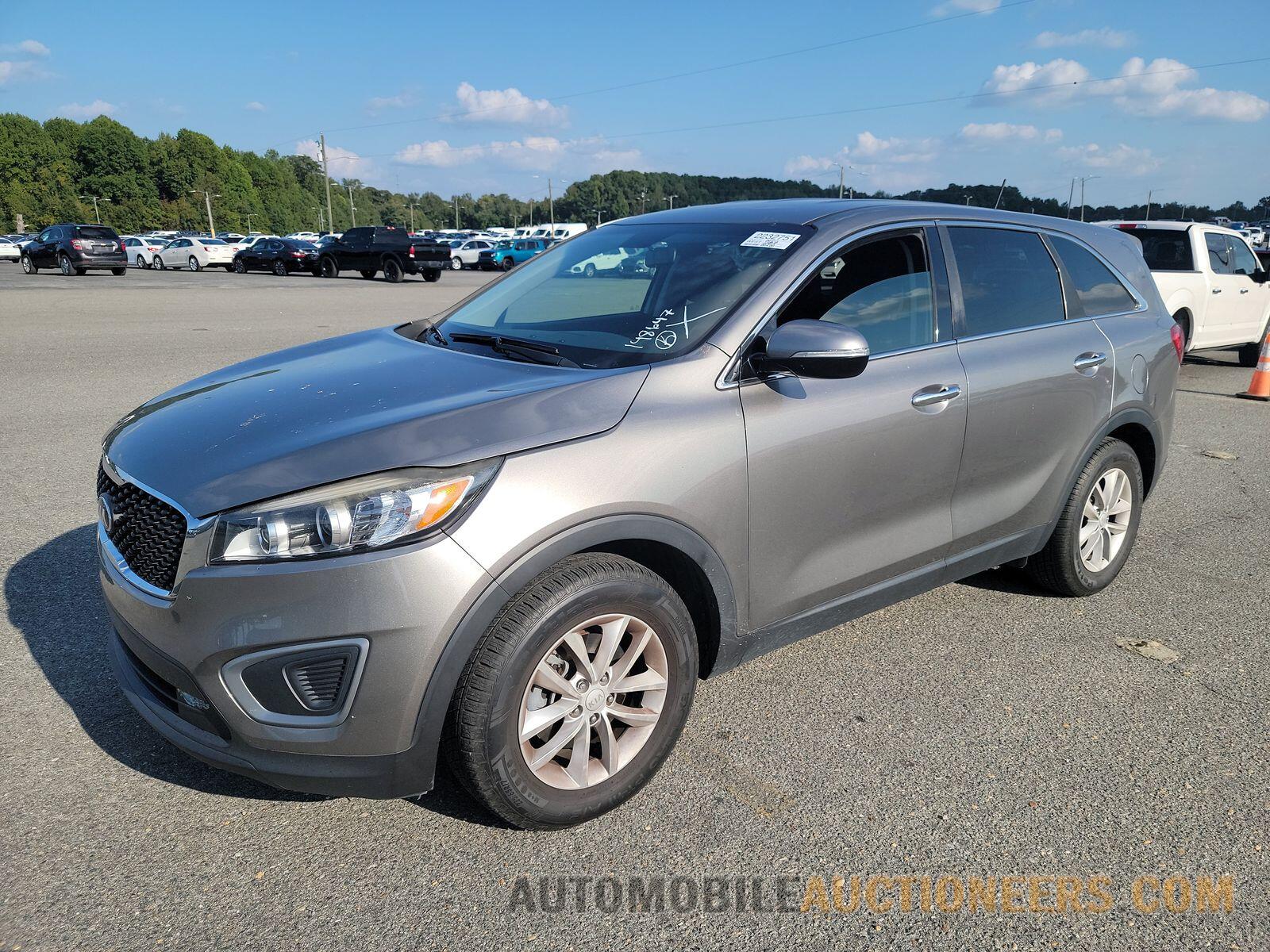 5XYPG4A30GG148647 Kia Sorento 2016