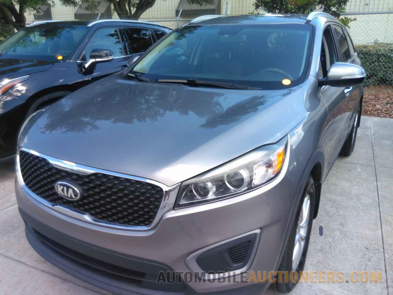 5XYPG4A31GG082593 Kia Sorento 2016