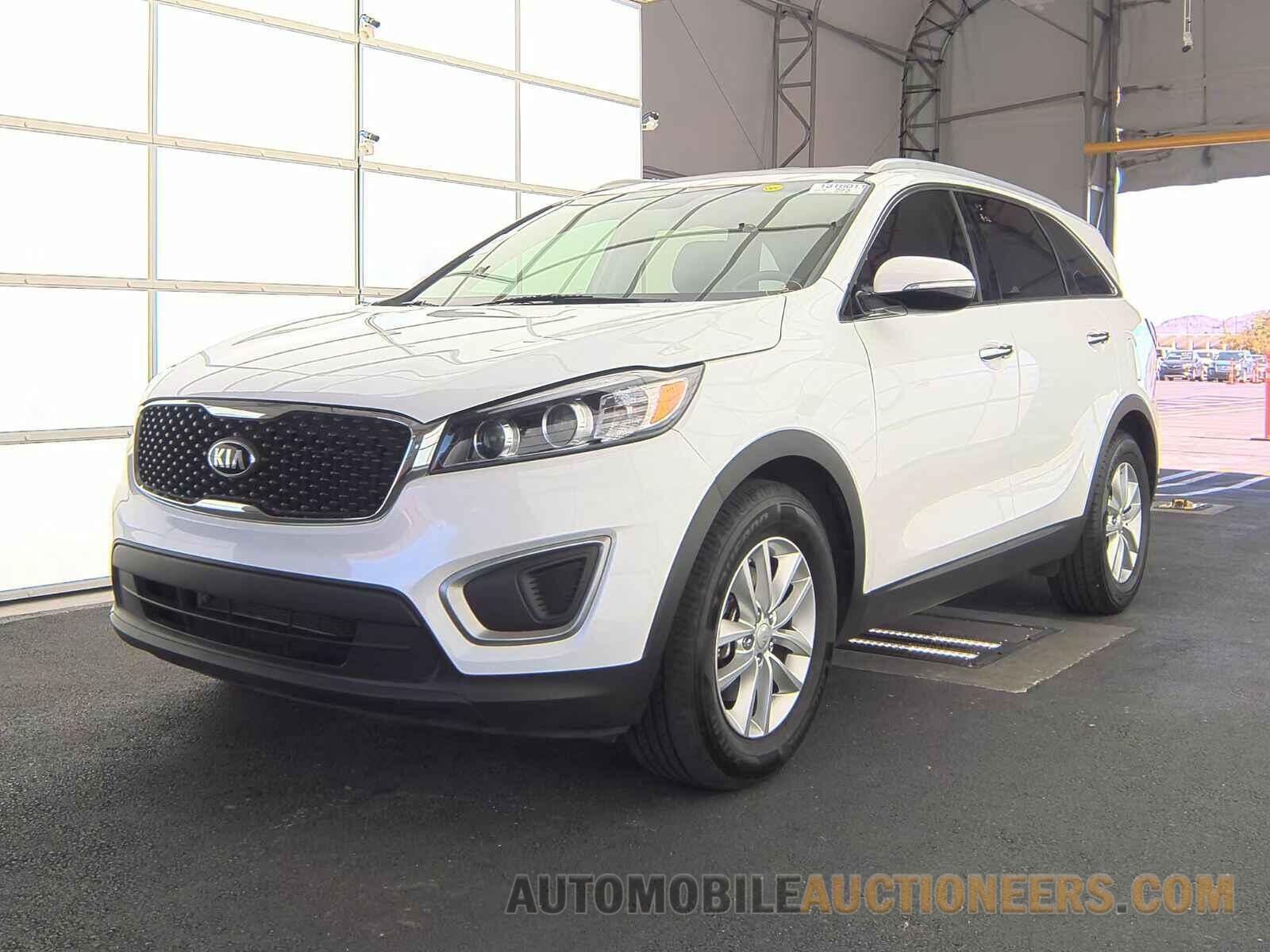 5XYPG4A31GG089737 Kia Sorento 2016