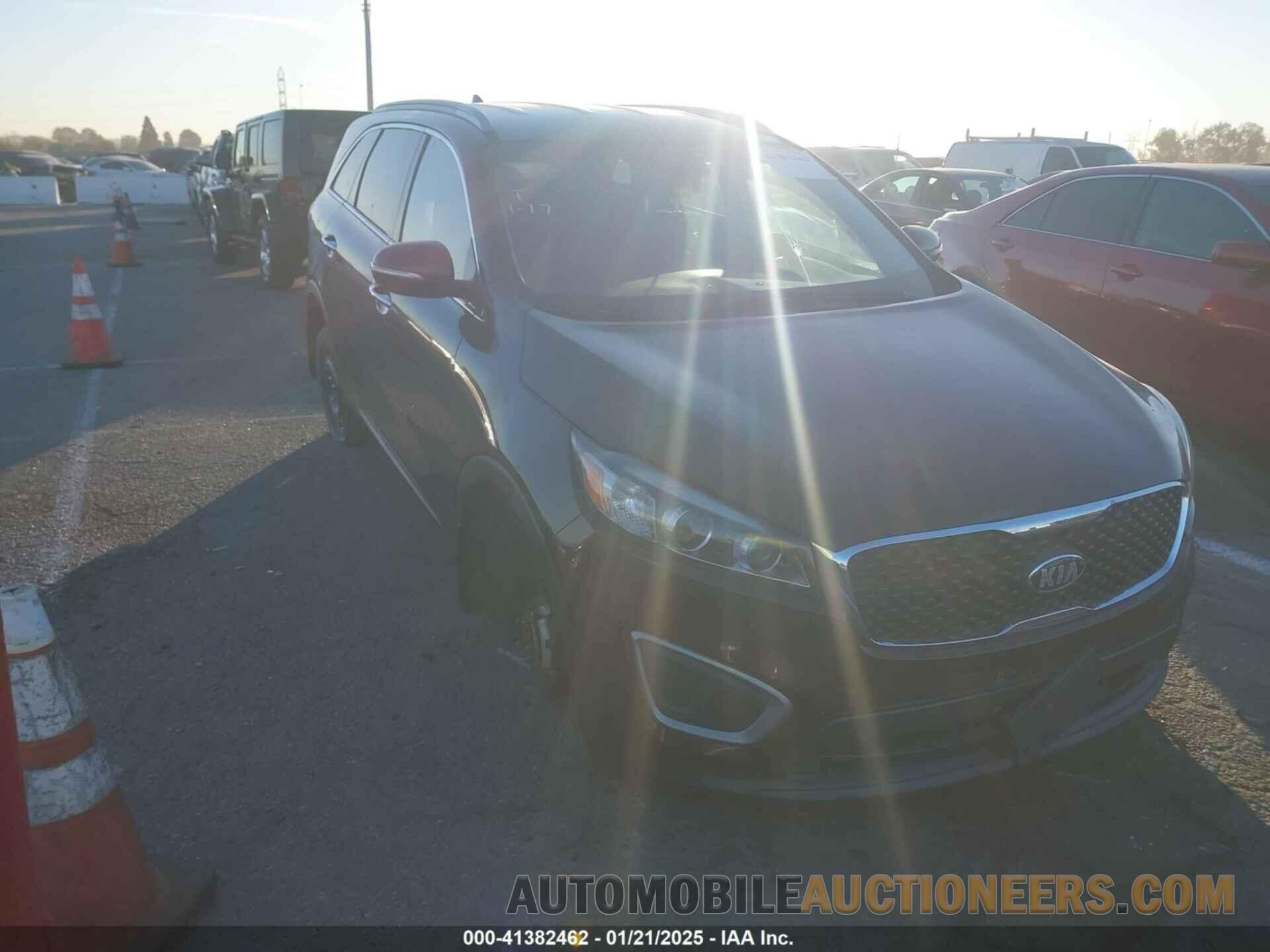 5XYPG4A32GG058979 KIA SORENTO 2016