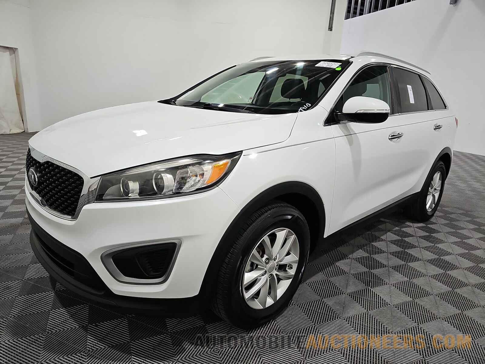 5XYPG4A32GG091612 Kia Sorento 2016