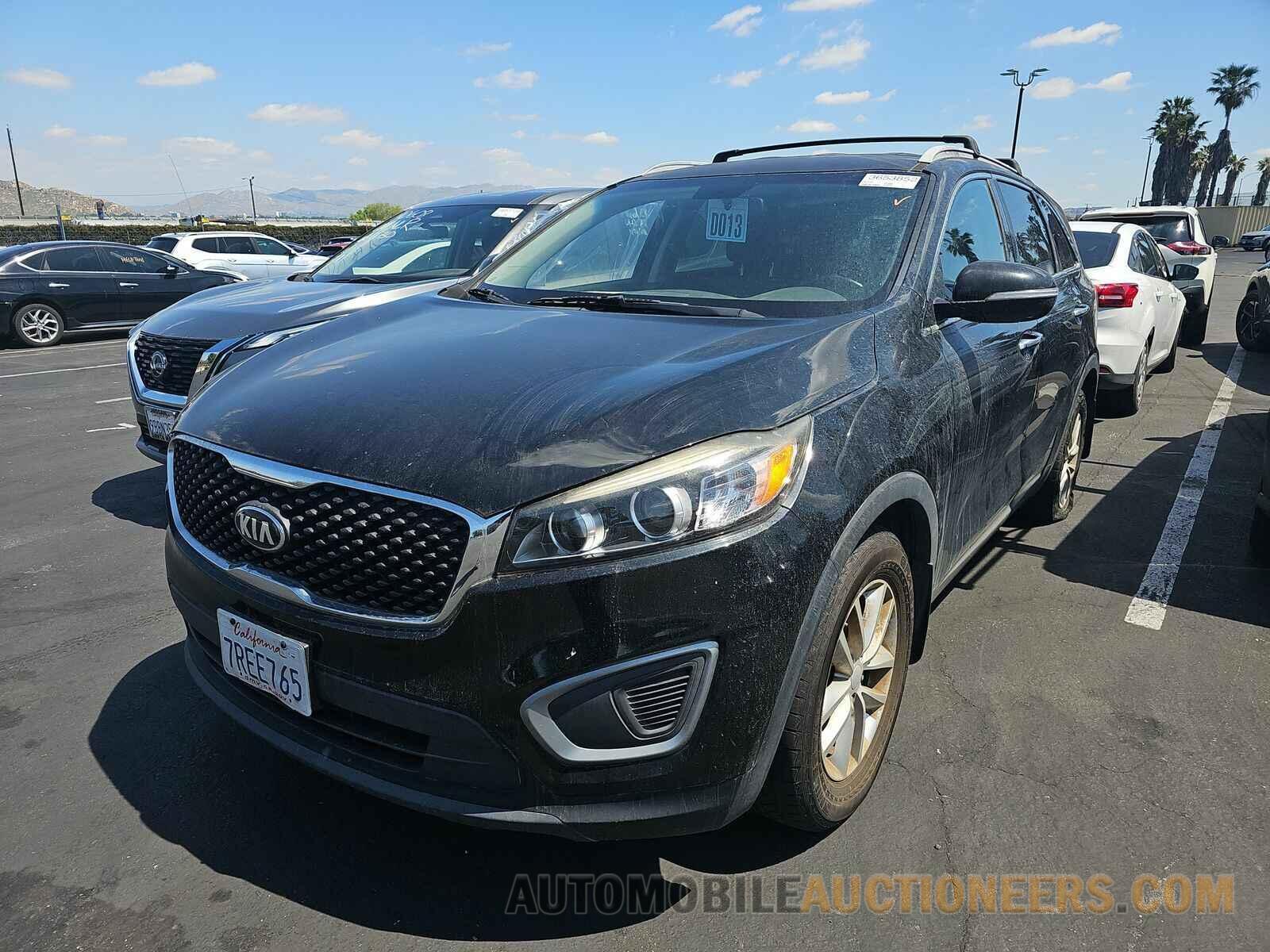 5XYPG4A32GG183366 Kia Sorento 2016