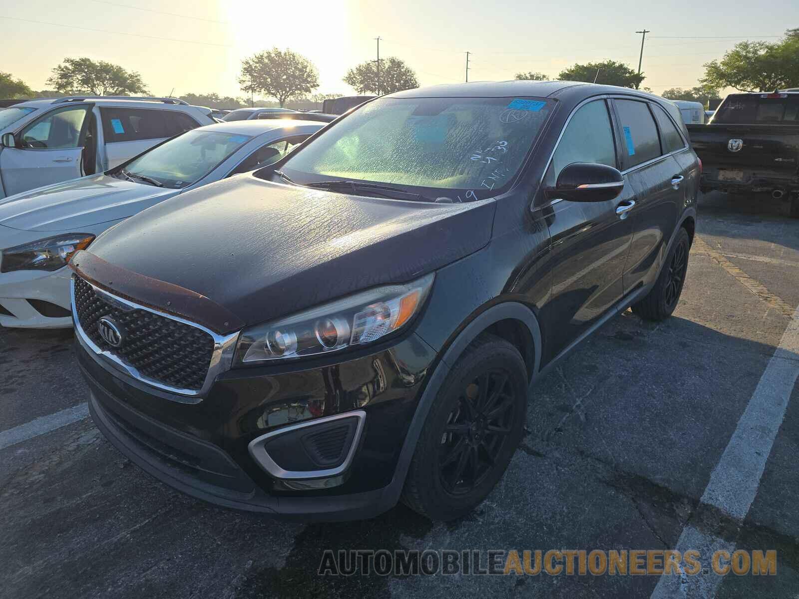 5XYPG4A32GG185540 Kia Sorento 2016