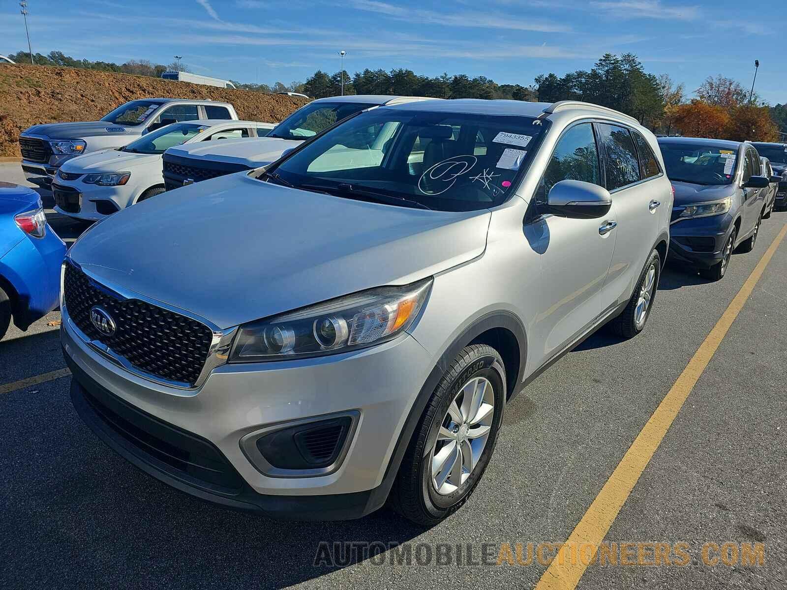 5XYPG4A32HG206212 Kia Sorento 2017