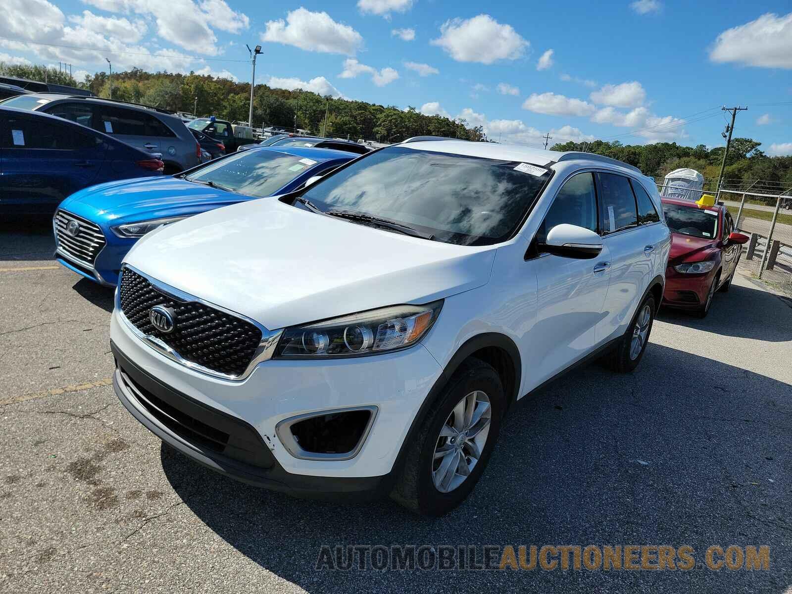 5XYPG4A32HG261808 Kia Sorento 2017