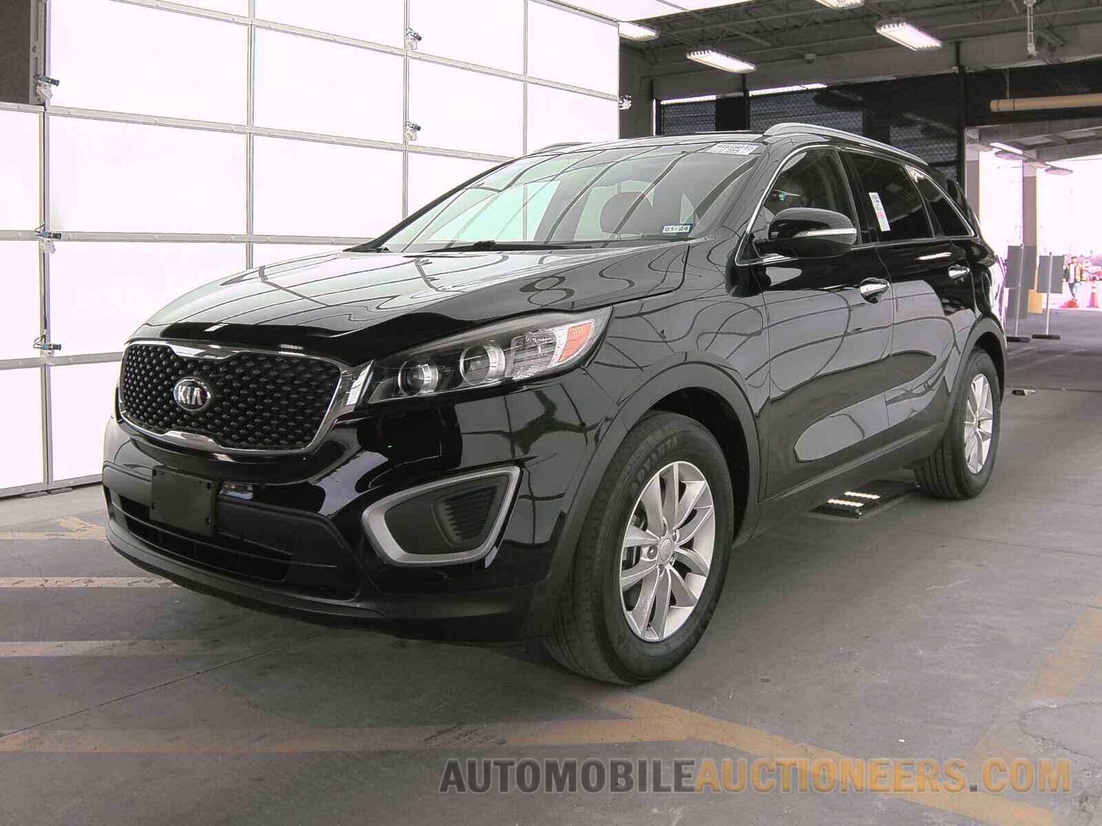 5XYPG4A32JG399175 Kia Sorento 2018