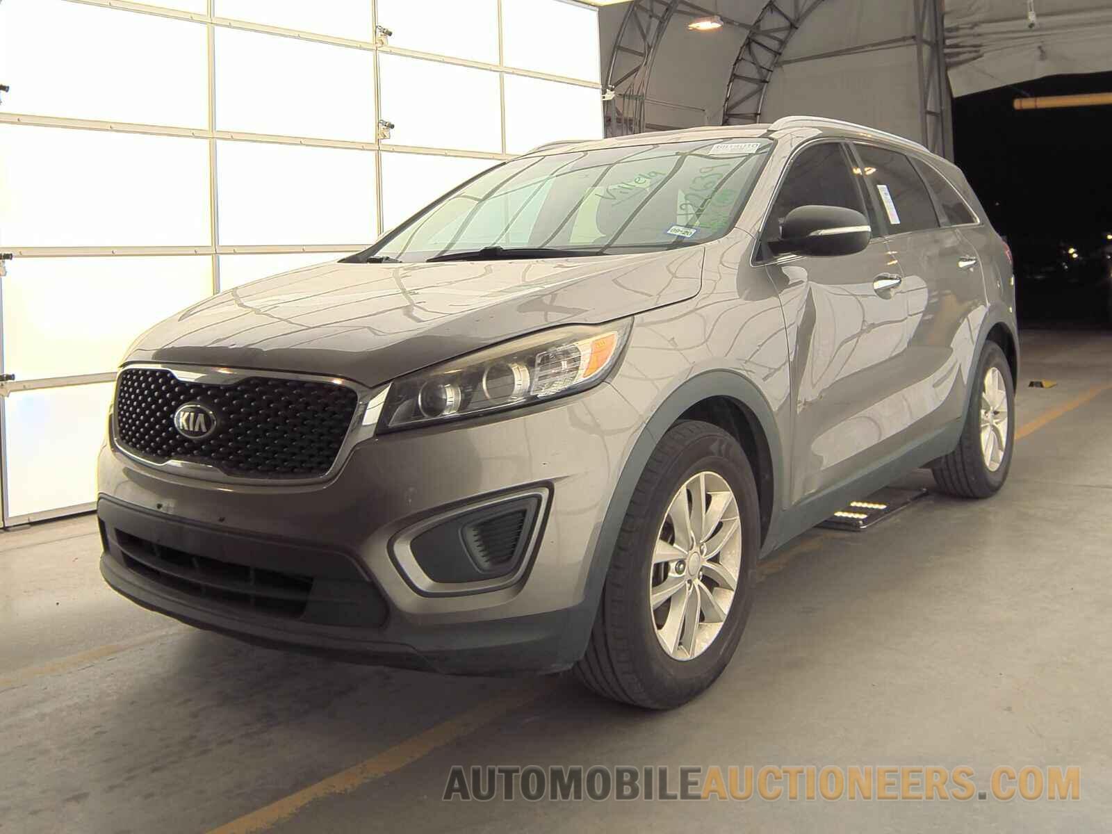 5XYPG4A33GG122639 Kia Sorento 2016