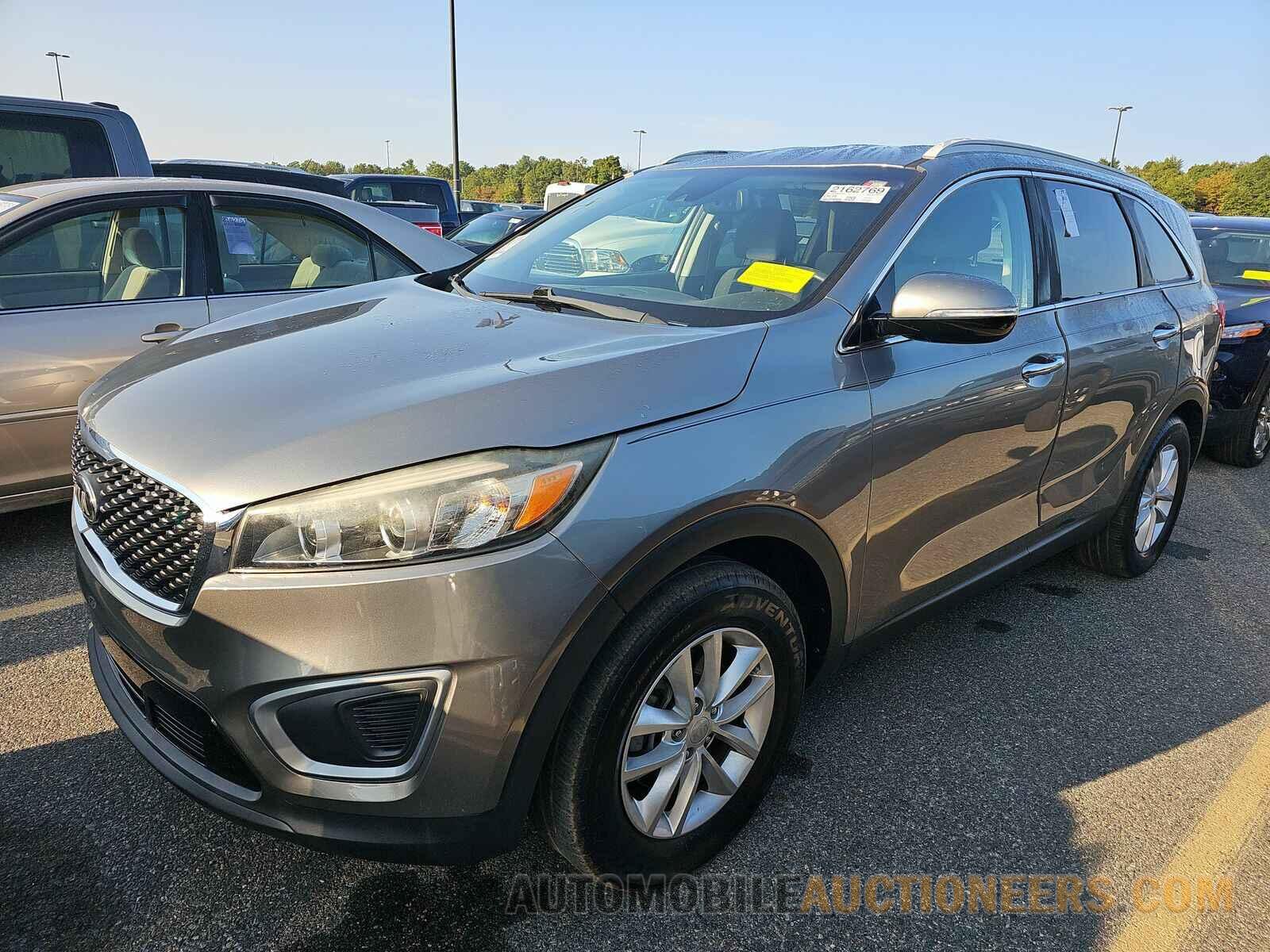 5XYPG4A33HG258030 Kia Sorento 2017