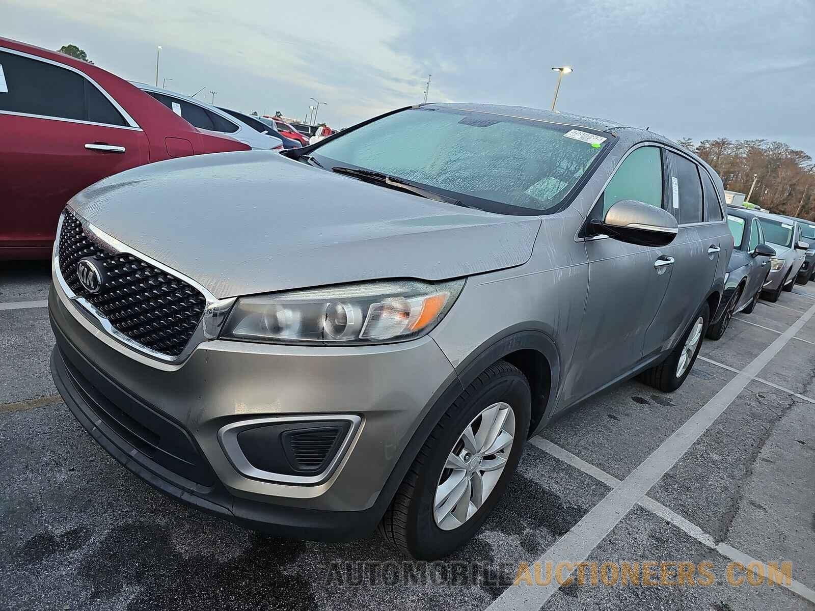 5XYPG4A33HG288189 Kia Sorento 2017