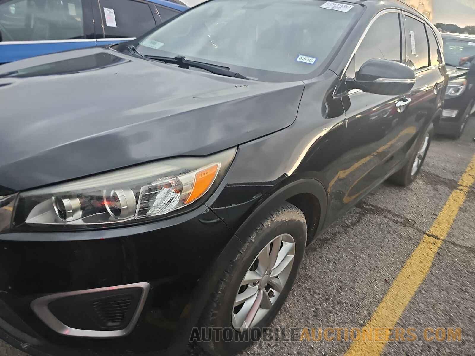 5XYPG4A34GG050947 Kia Sorento 2016