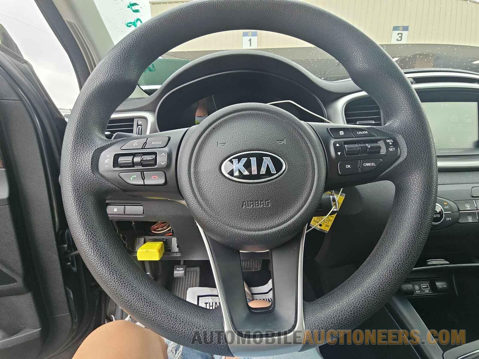 5XYPG4A34JG339852 Kia Sorento 2018