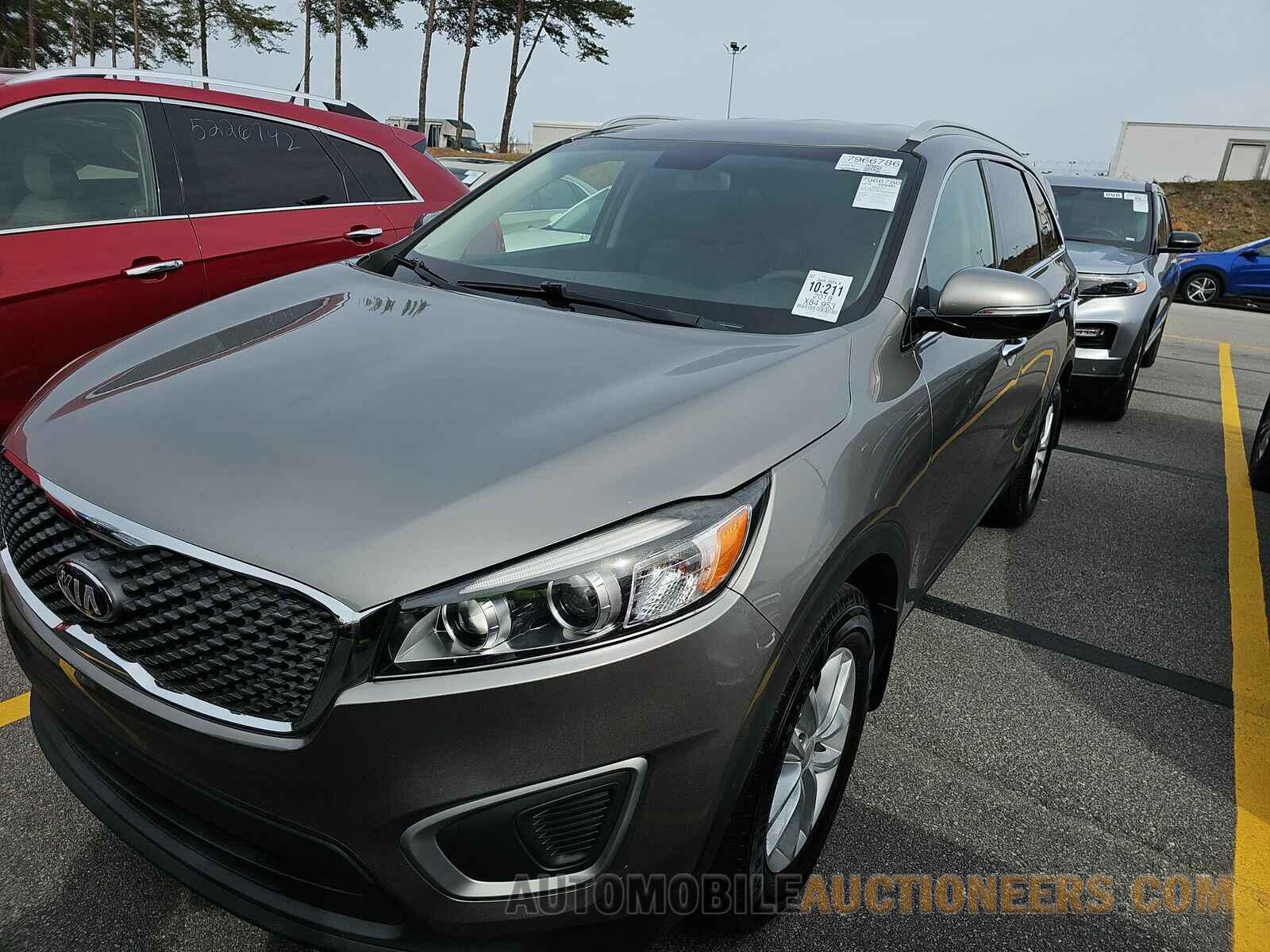 5XYPG4A34JG378876 Kia Sorento 2018