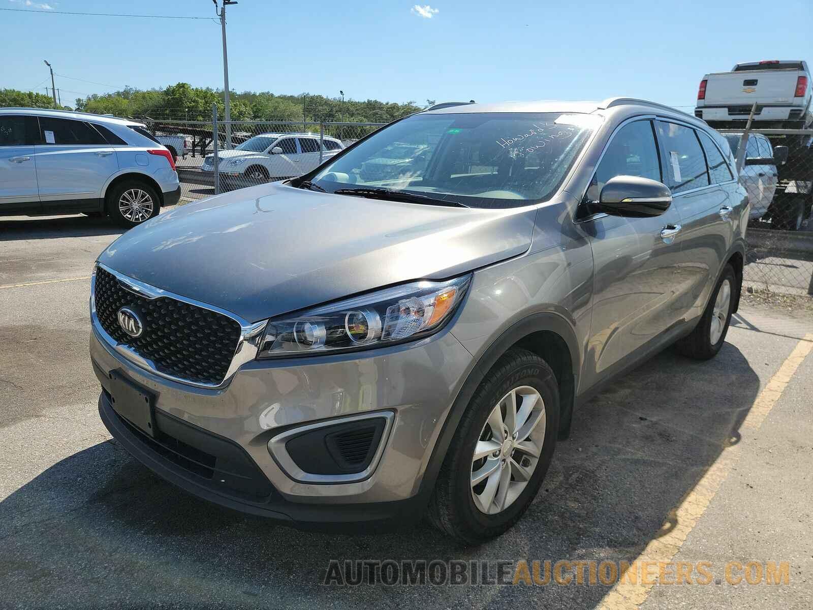 5XYPG4A35GG040752 Kia Sorento 2016