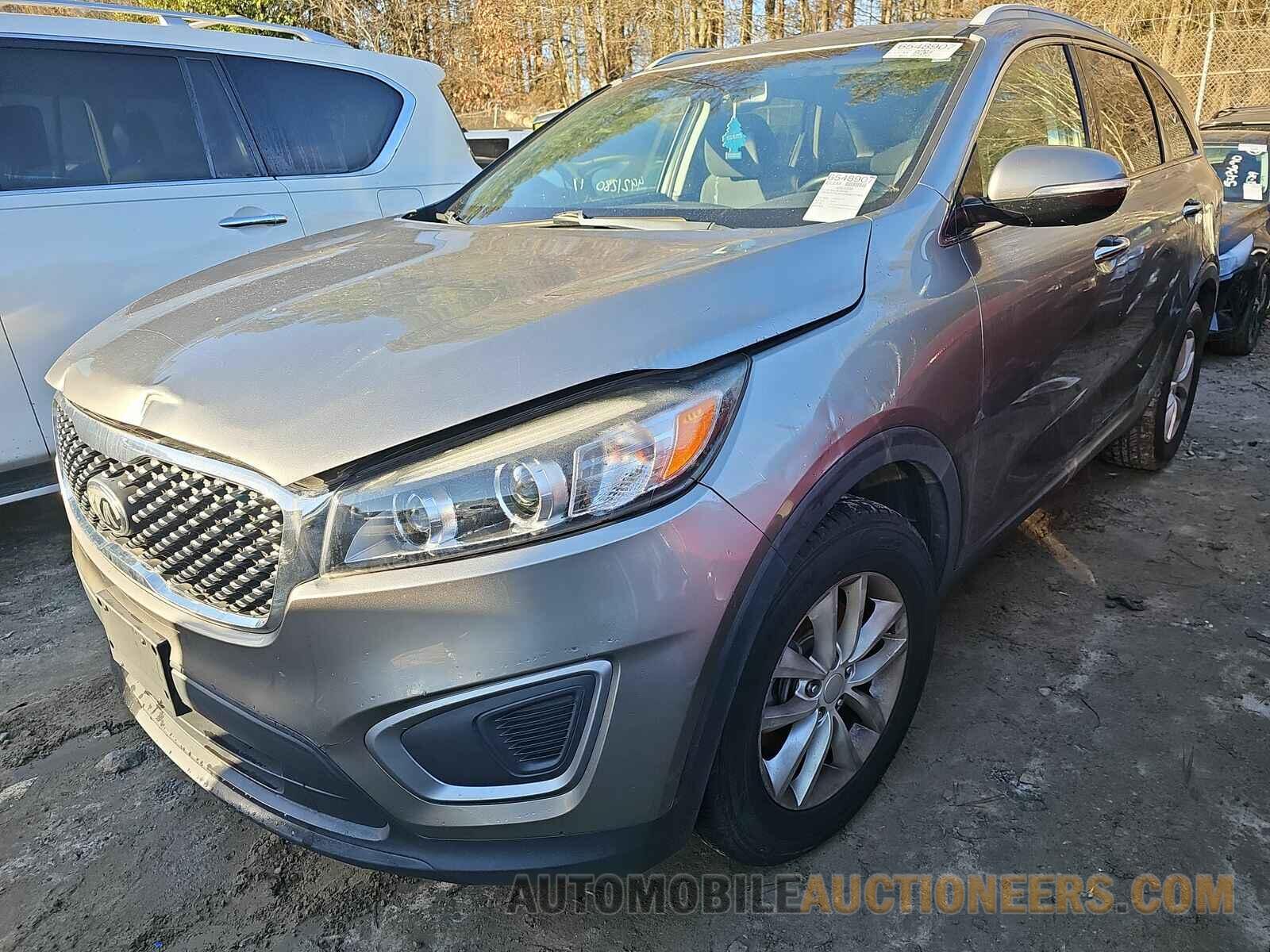 5XYPG4A35GG077364 Kia Sorento 2016