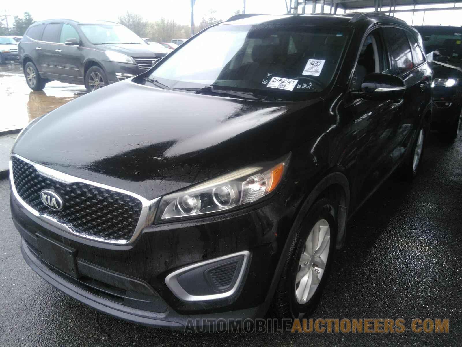 5XYPG4A36GG019635 Kia Sorento 2016