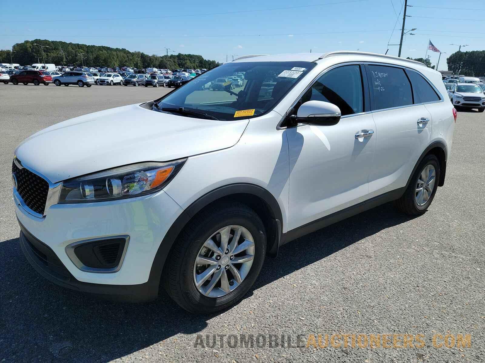 5XYPG4A36GG184827 Kia Sorento 2016