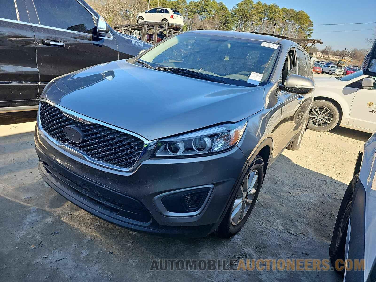 5XYPG4A36HG242680 Kia Sorento 2017