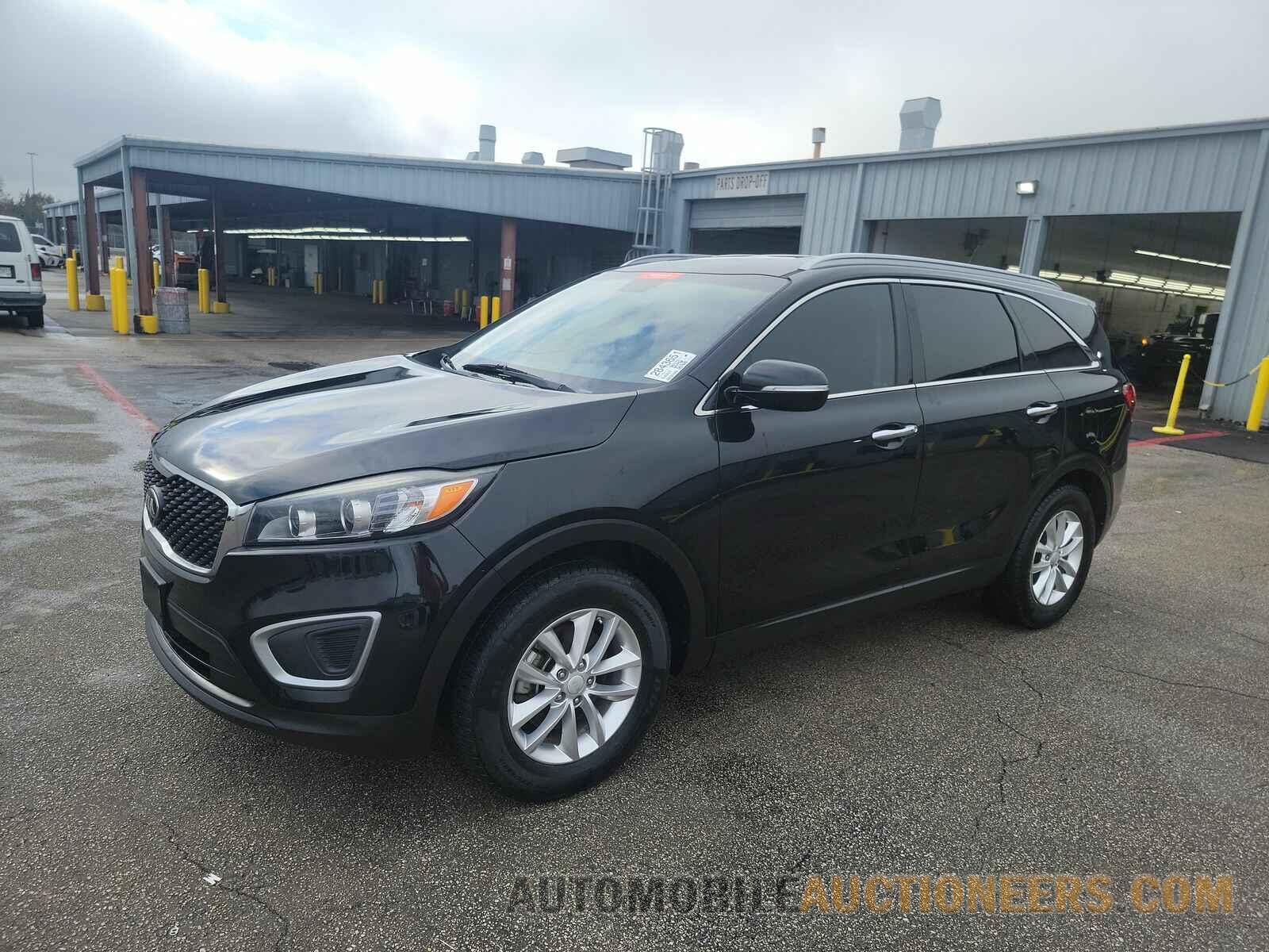 5XYPG4A36HG299154 Kia Sorento 2017