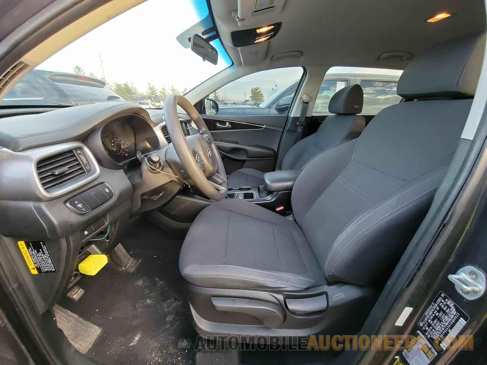 5XYPG4A36JG408623 Kia Sorento 2018