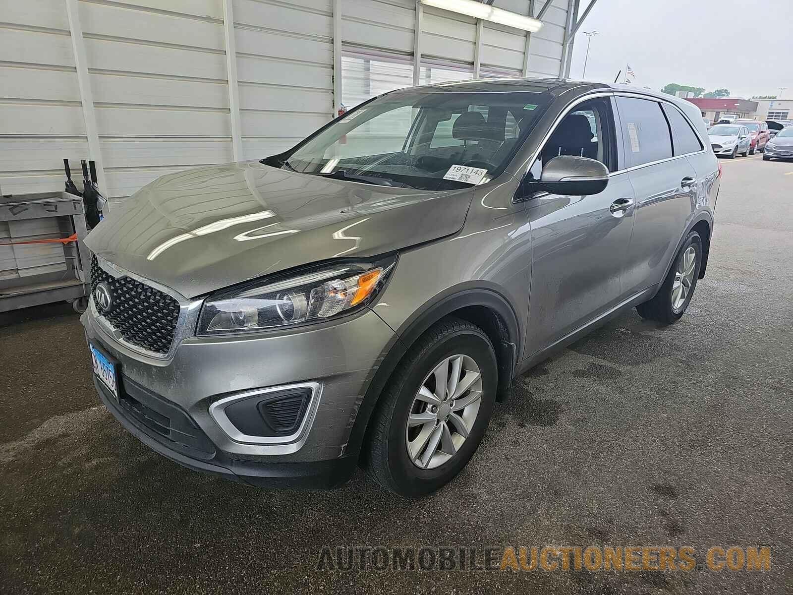 5XYPG4A36JG412719 Kia Sorento 2018