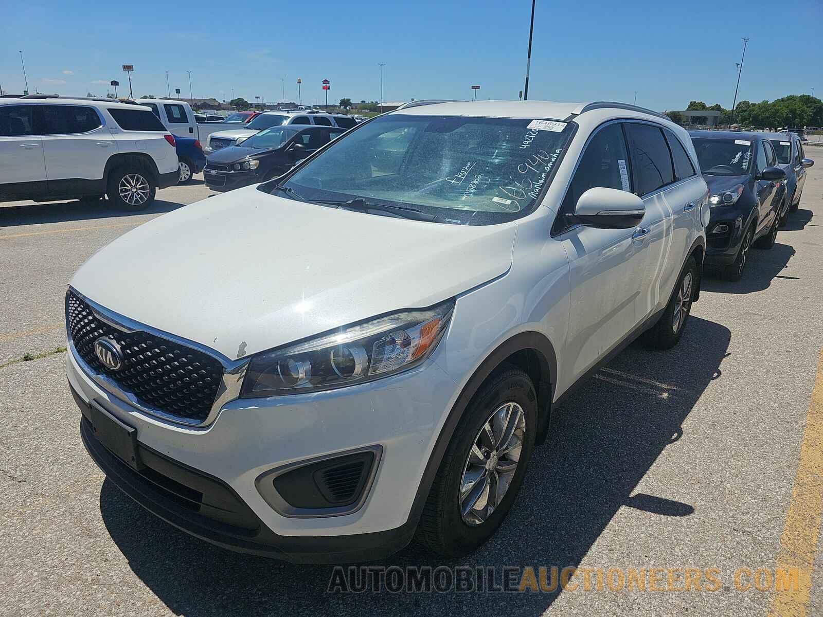 5XYPG4A37GG058802 Kia Sorento 2016