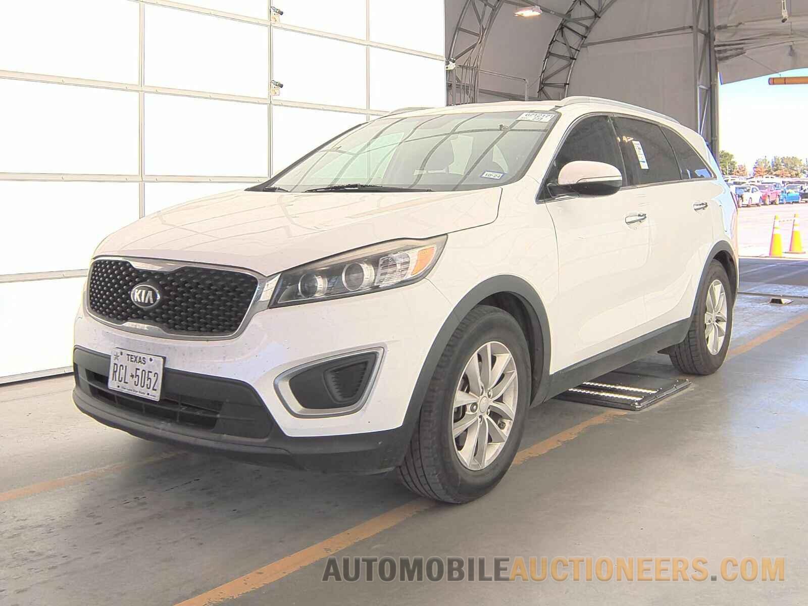 5XYPG4A37HG222132 Kia Sorento 2017