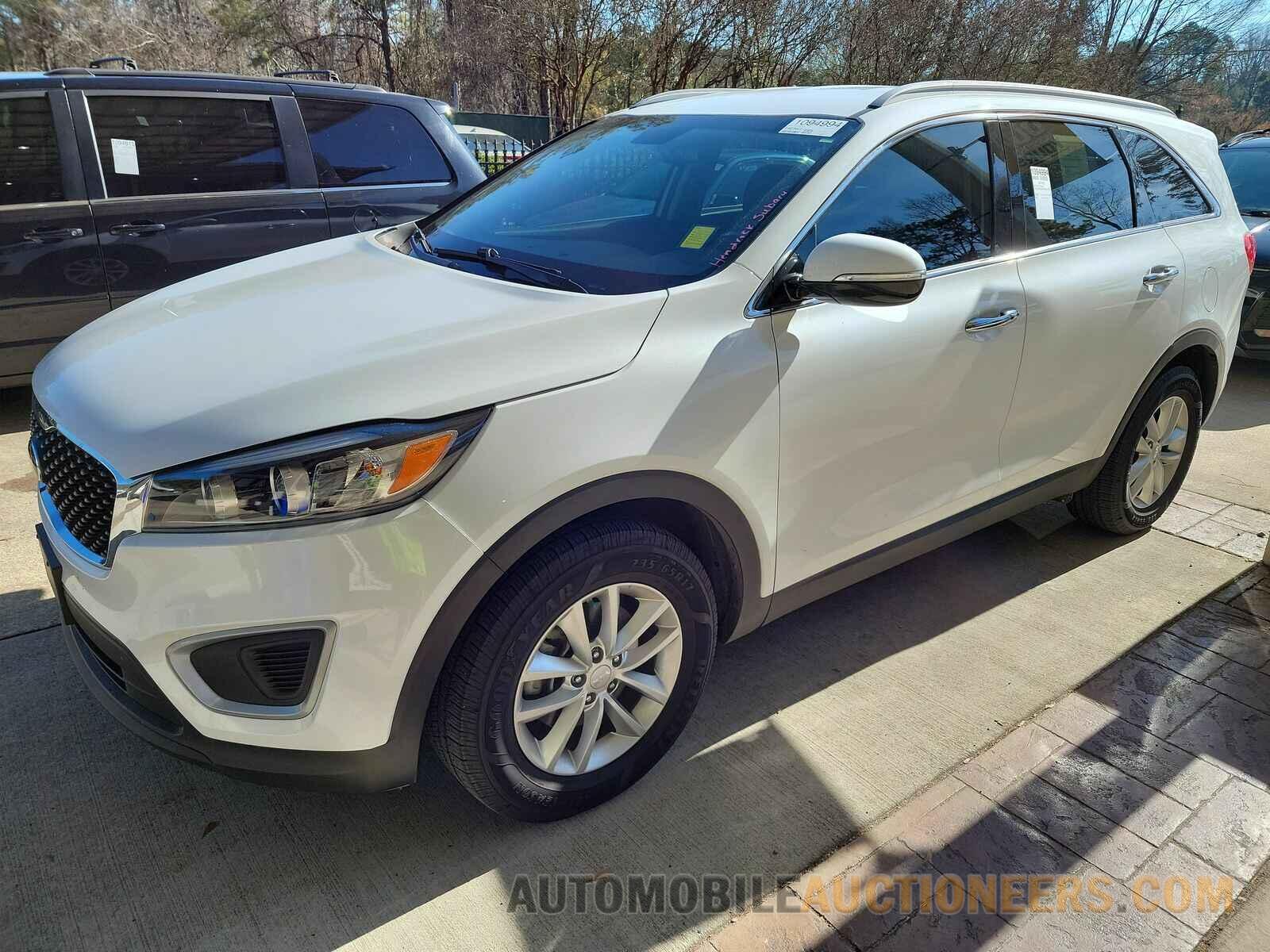 5XYPG4A37HG303776 Kia Sorento 2017