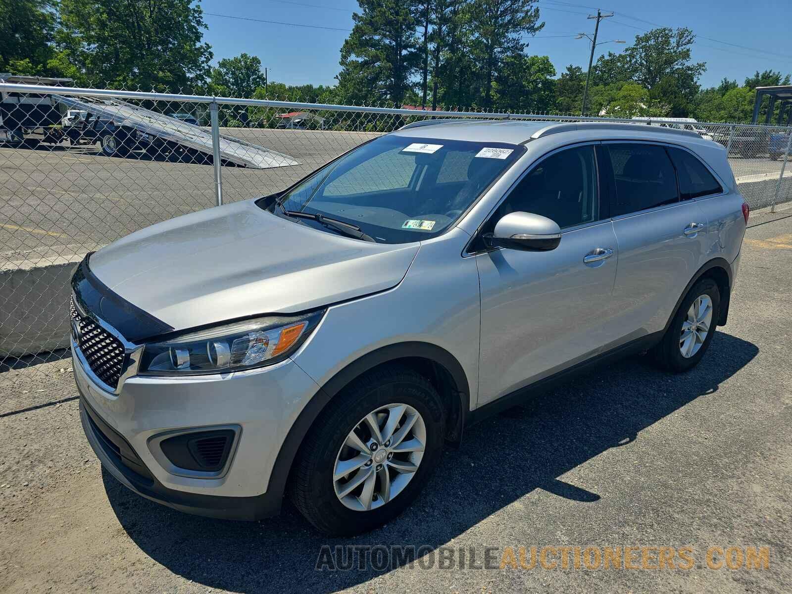 5XYPG4A38GG034671 Kia Sorento 2016