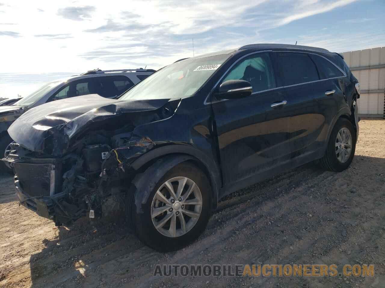 5XYPG4A38HG217957 KIA SORENTO 2017