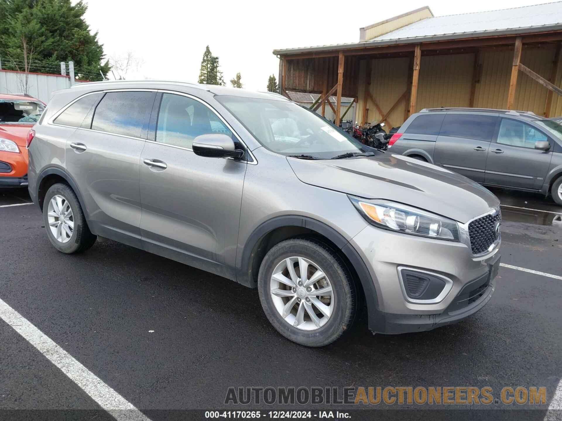 5XYPG4A38HG257956 KIA SORENTO 2017