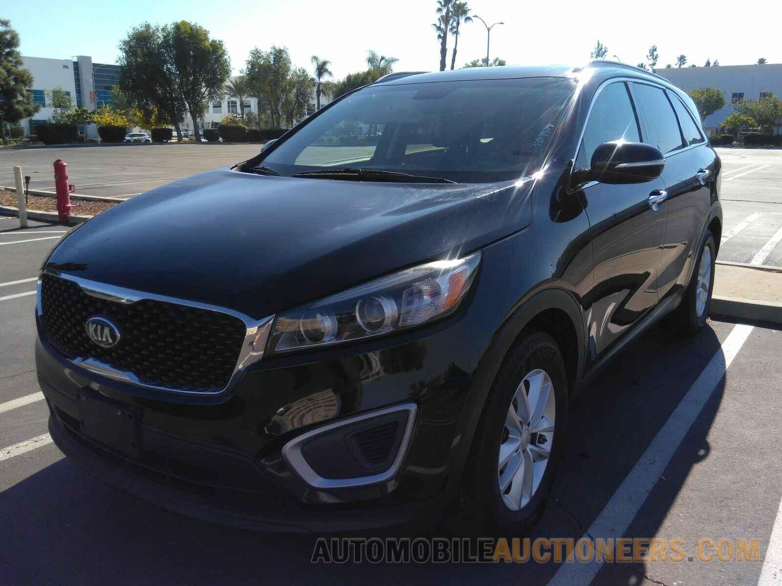 5XYPG4A38HG283148 Kia Sorento 2017