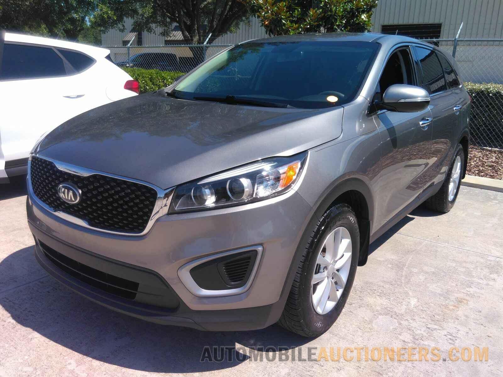 5XYPG4A39HG271669 Kia Sorento 2017