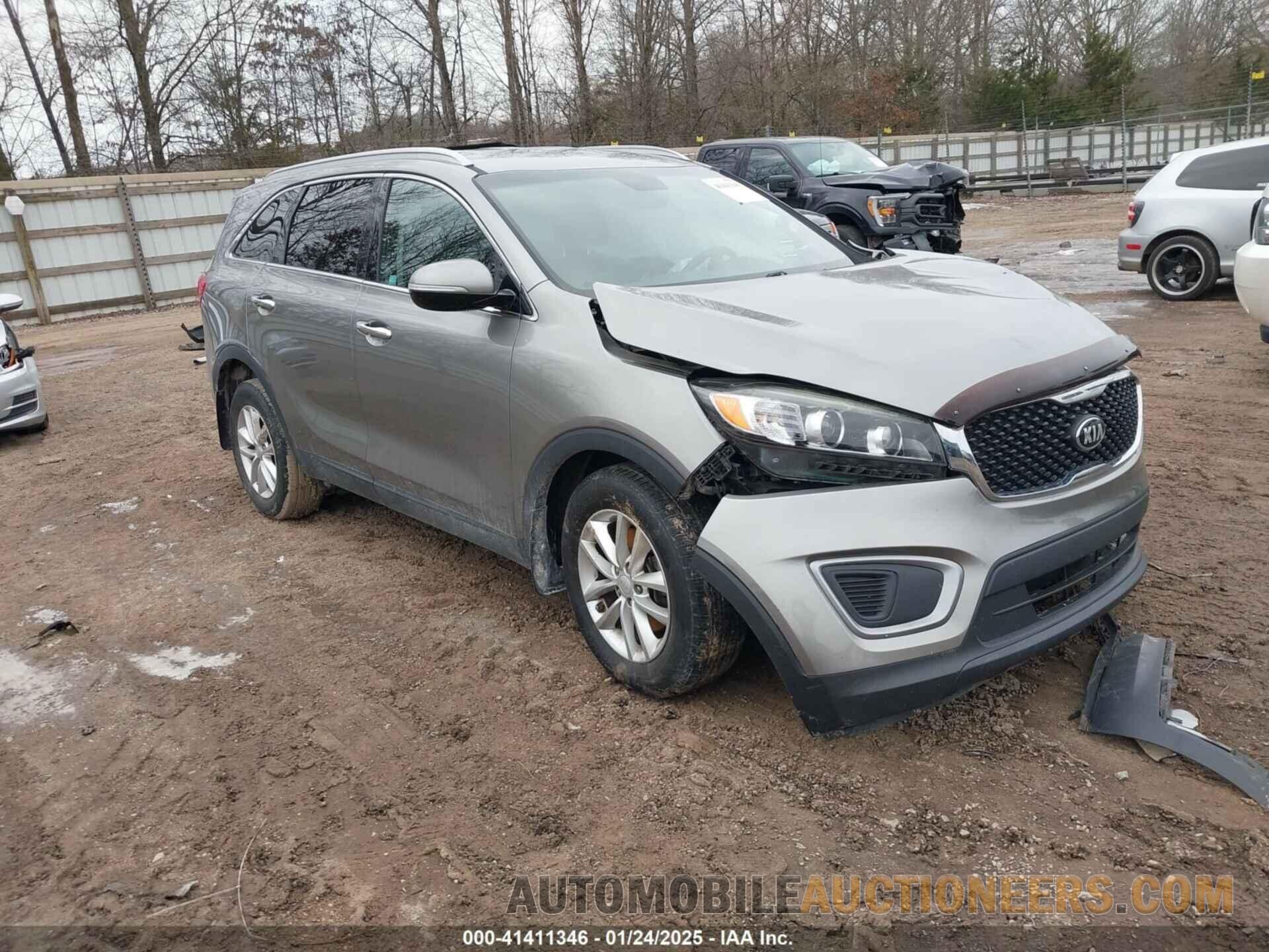 5XYPG4A39HG276564 KIA SORENTO 2017