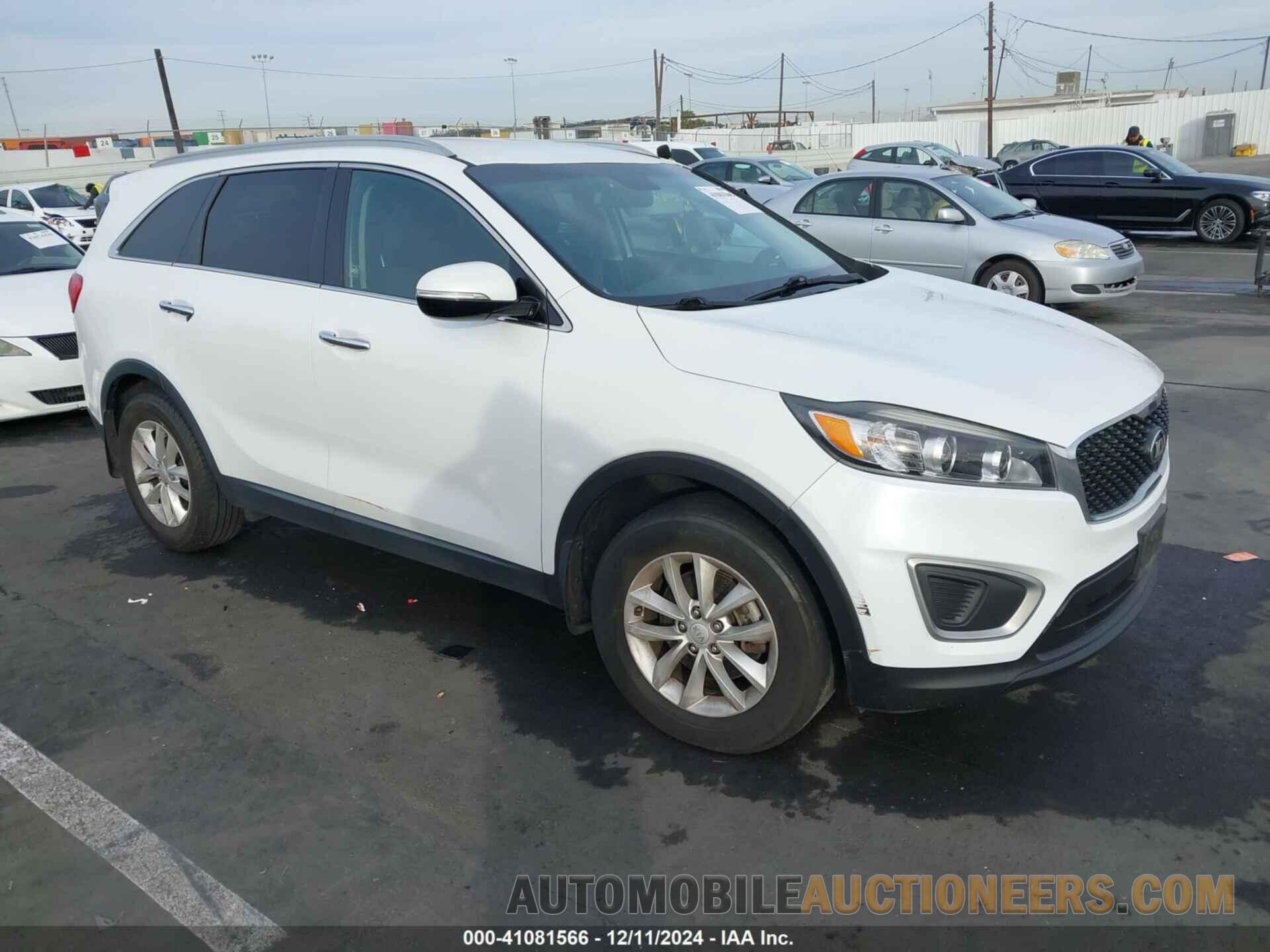 5XYPG4A3XGG055635 KIA SORENTO 2016