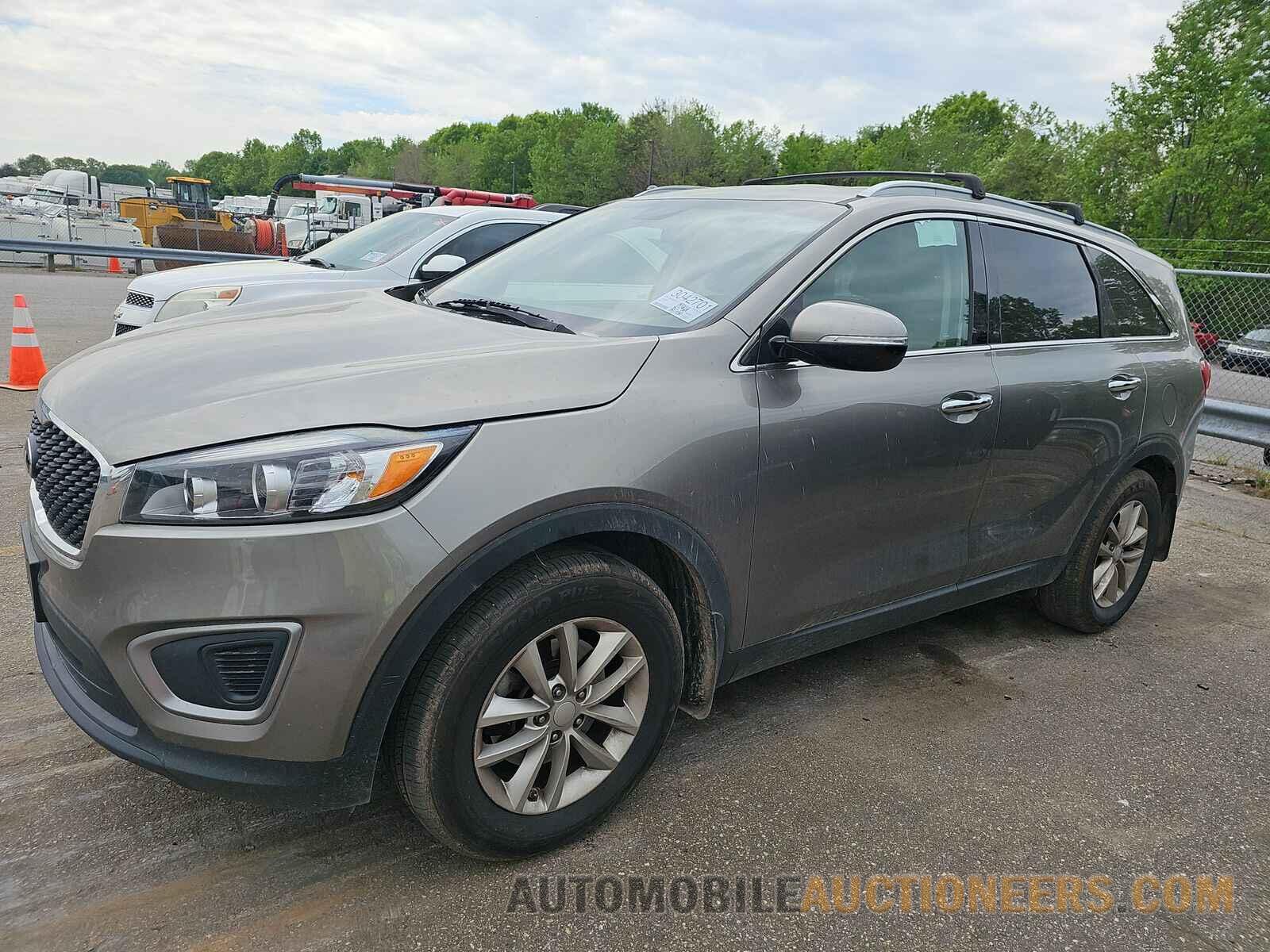 5XYPG4A3XGG102615 Kia Sorento 2016