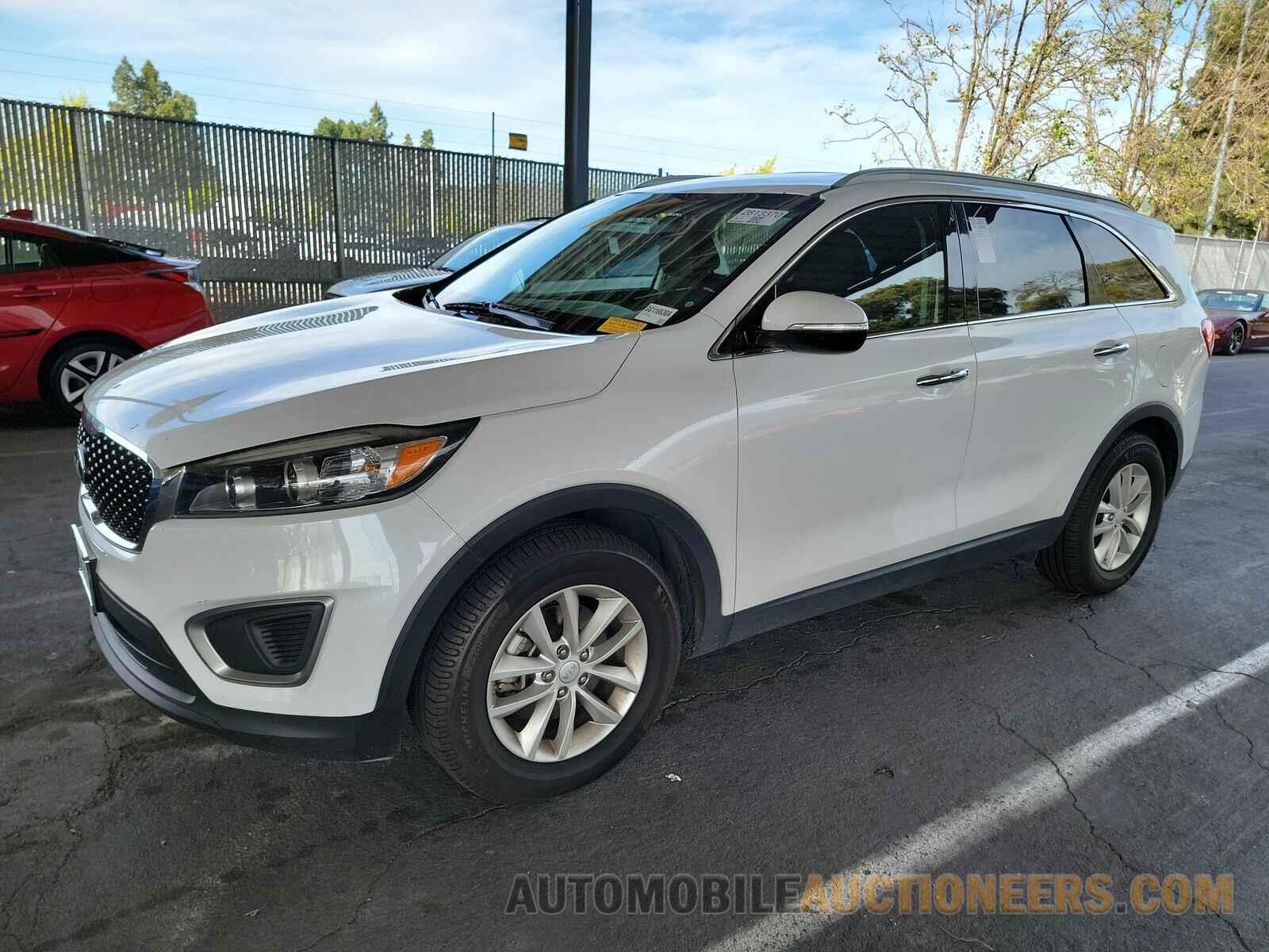 5XYPG4A3XGG116630 Kia Sorento 2016