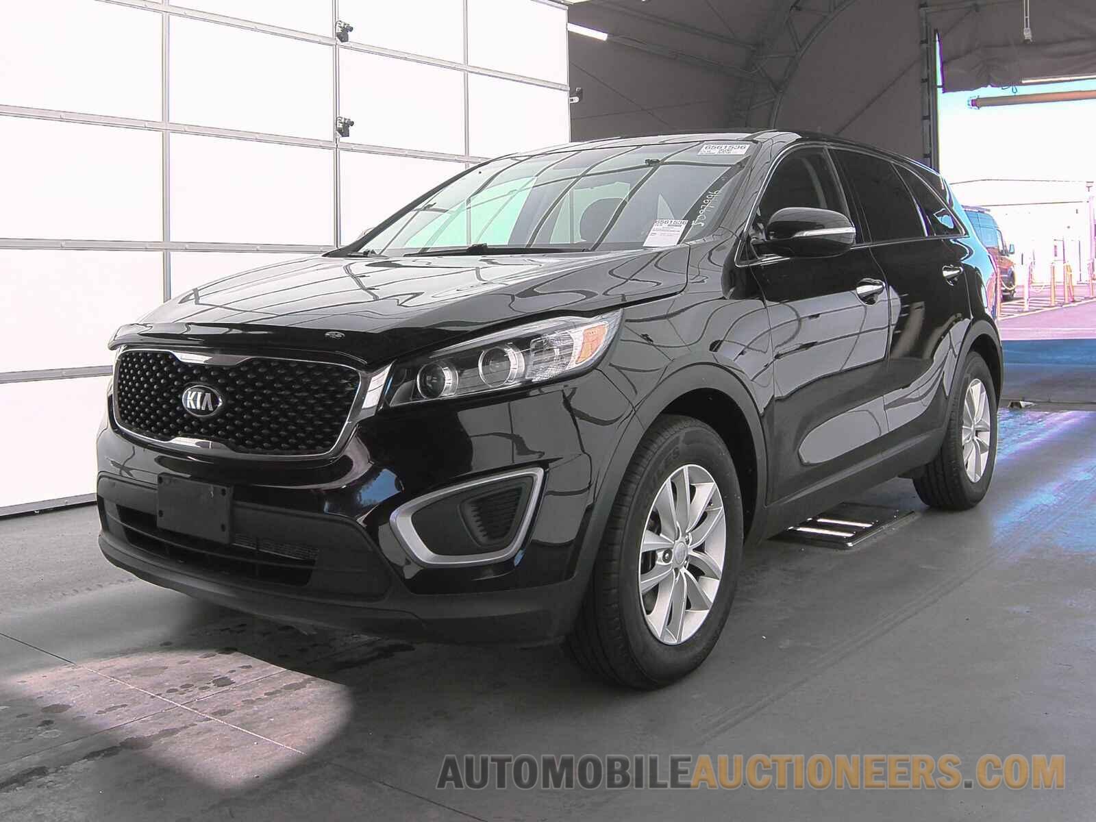 5XYPG4A3XJG381166 Kia Sorento 2018