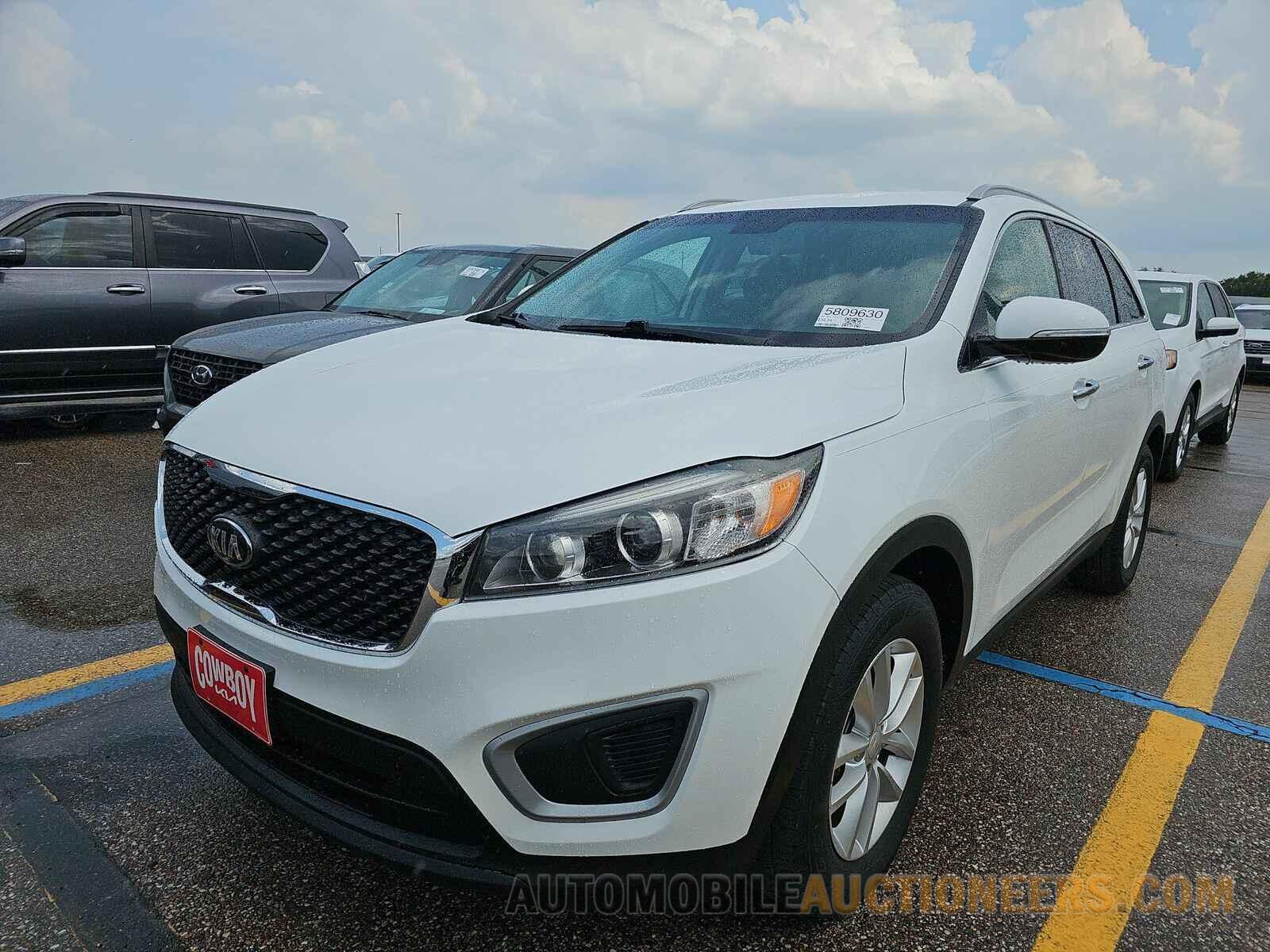 5XYPG4A3XJG413047 Kia Sorento 2018